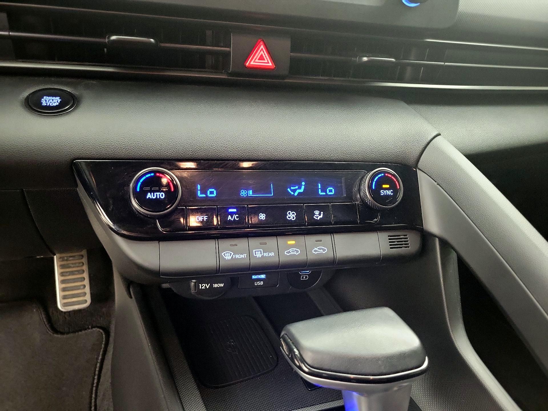 Thumbnail: 2025 Hyundai Elantra - 16