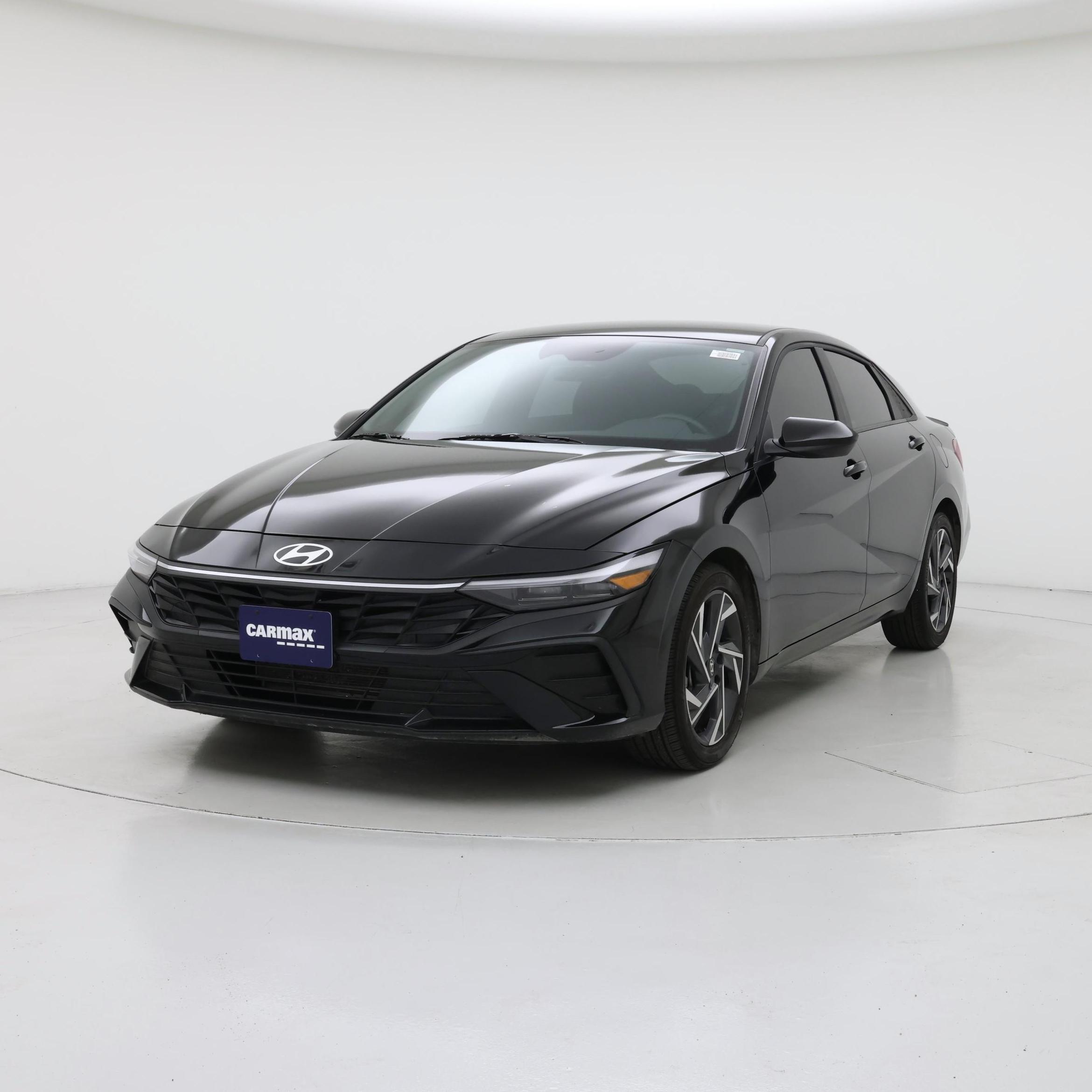 Thumbnail: 2025 Hyundai Elantra - 4