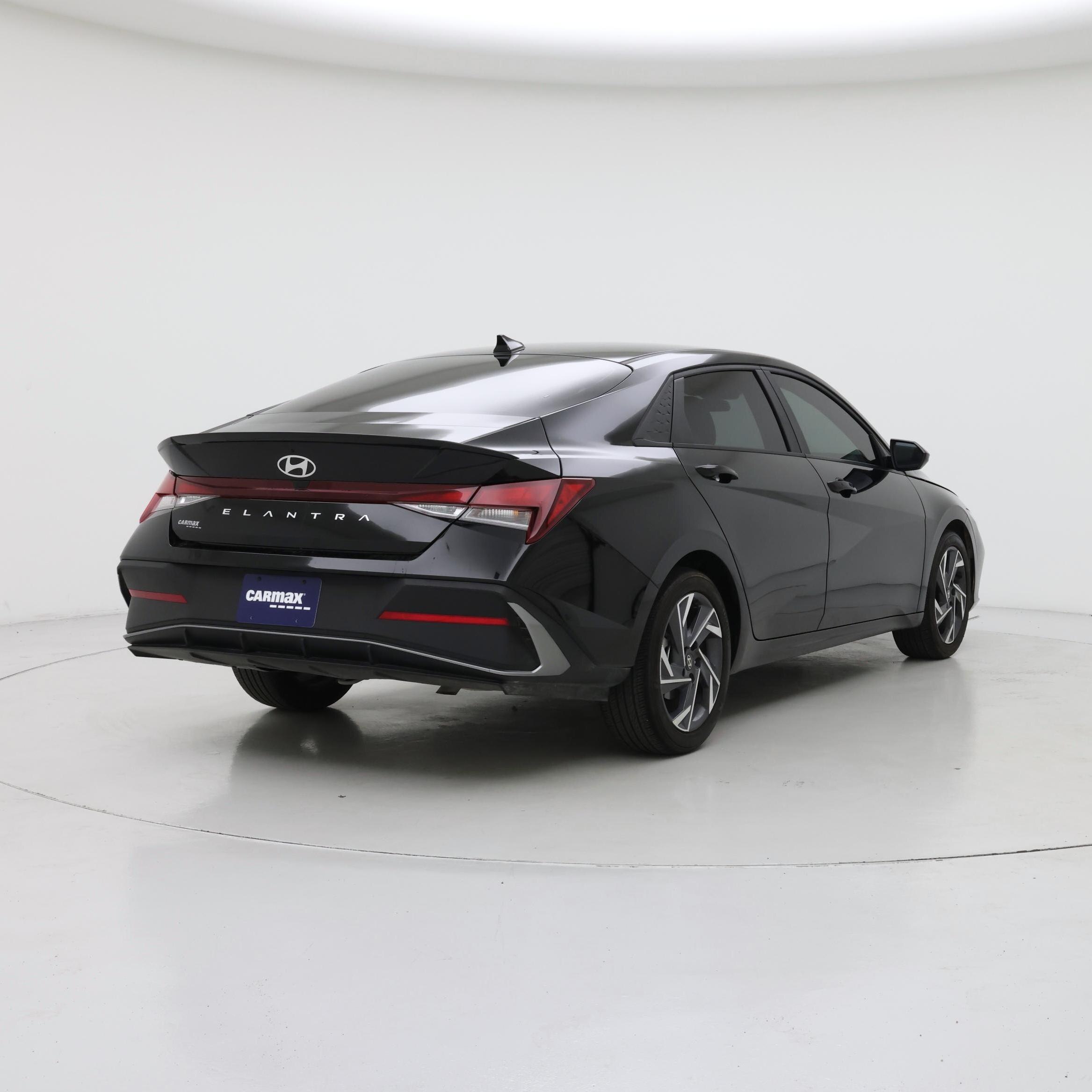 Thumbnail: 2025 Hyundai Elantra - 8