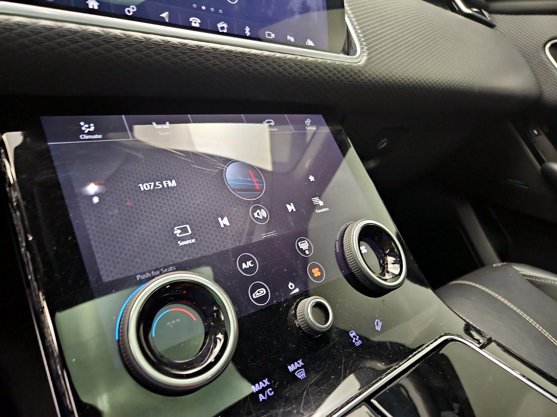 Thumbnail: 2019 Land Rover Range Rover Velar - 17
