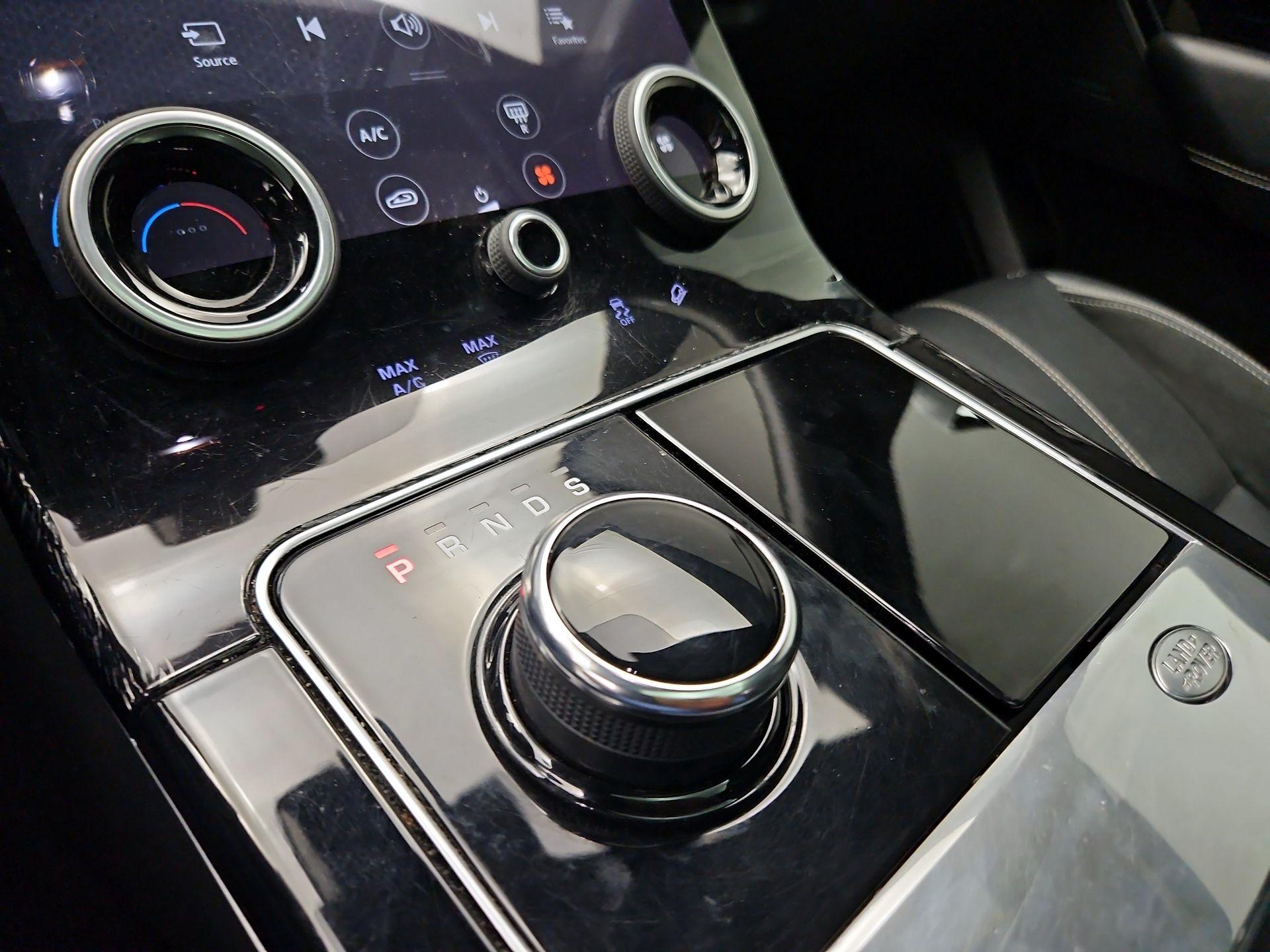 Thumbnail: 2019 Land Rover Range Rover Velar - 18