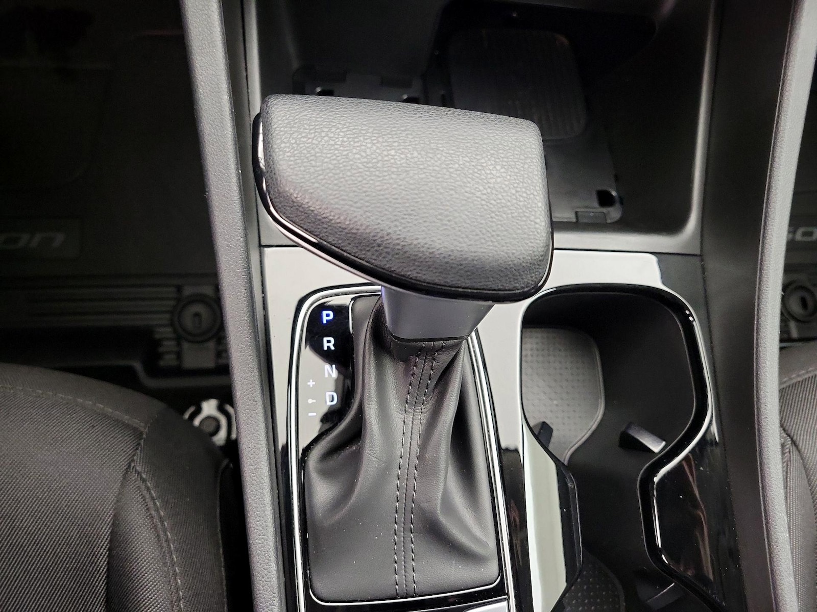 2025 Hyundai Tucson SEL - Photo 18