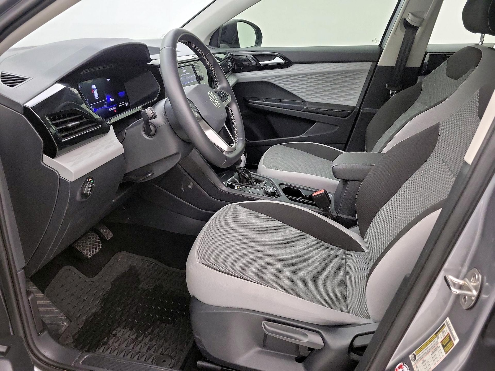 2024 Volkswagen Taos S - Photo 12
