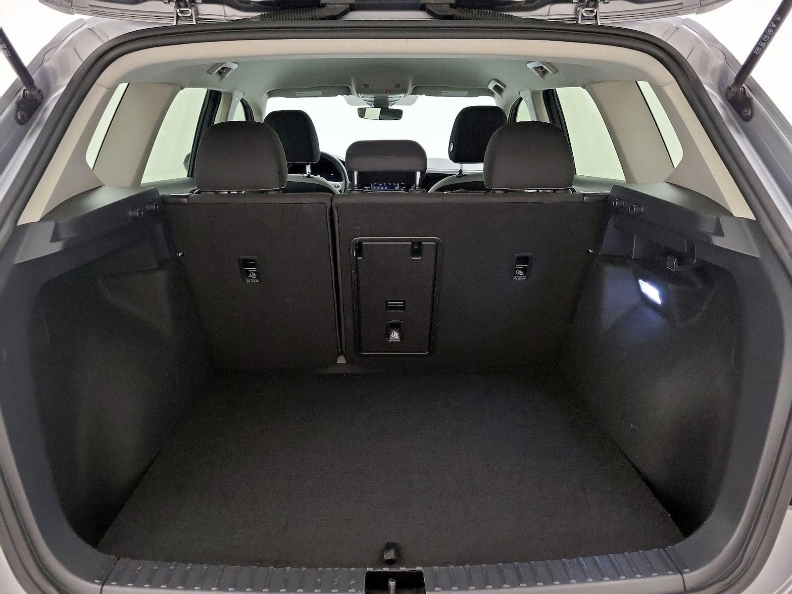 2024 Volkswagen Taos S - Photo 22