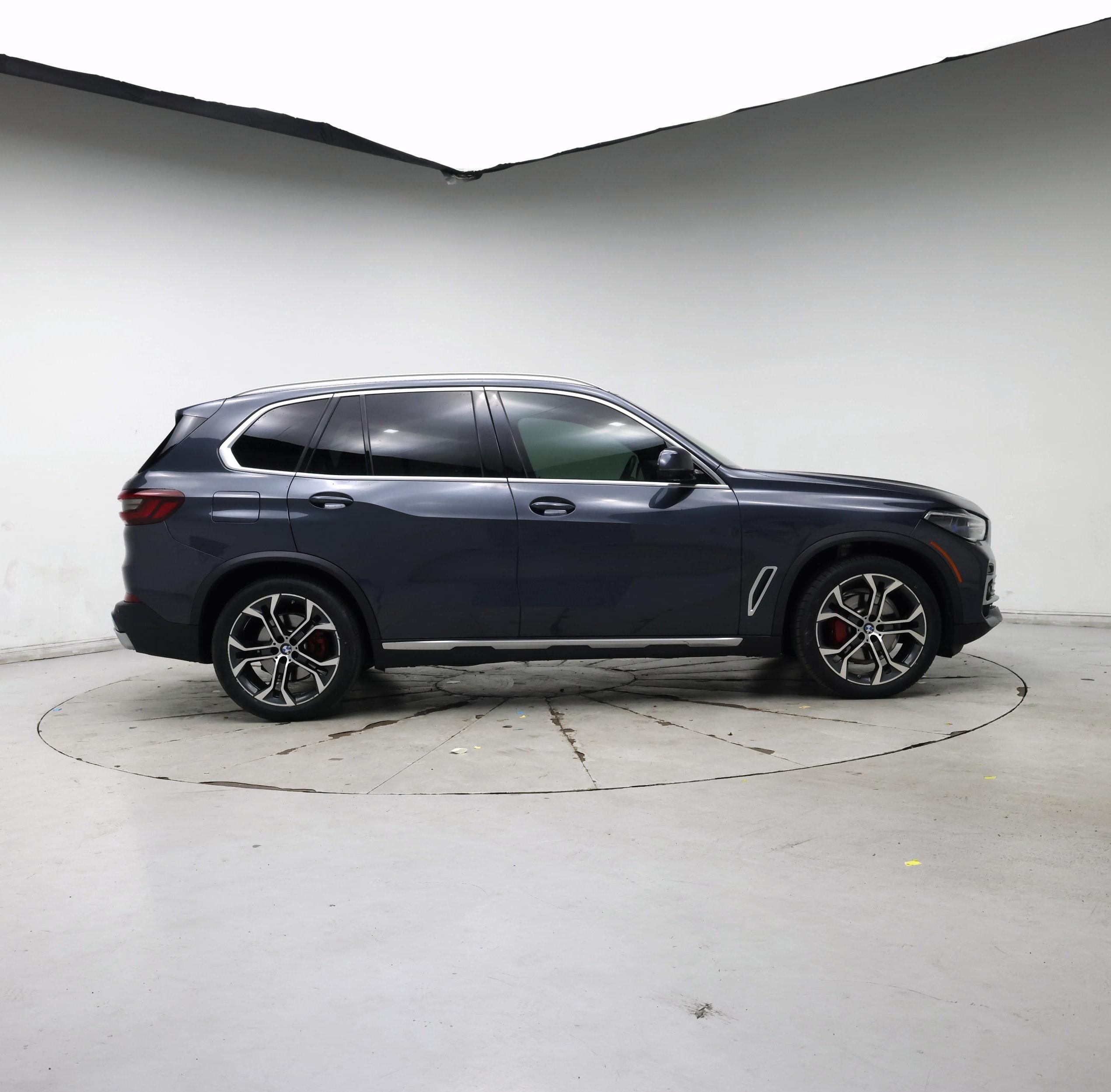 Thumbnail: 2022 BMW X5 - 7