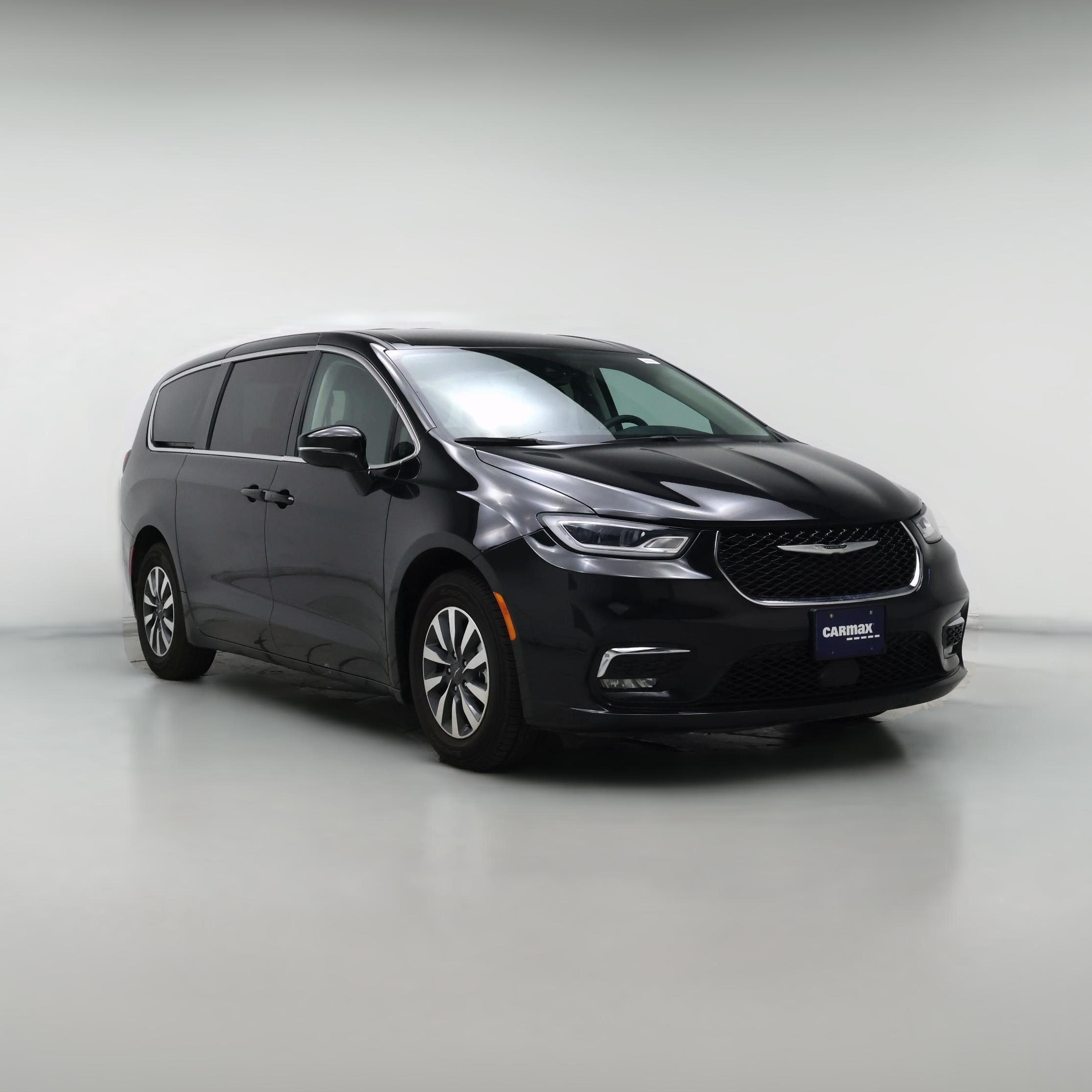 Thumbnail: 2024 Chrysler Pacifica - 1