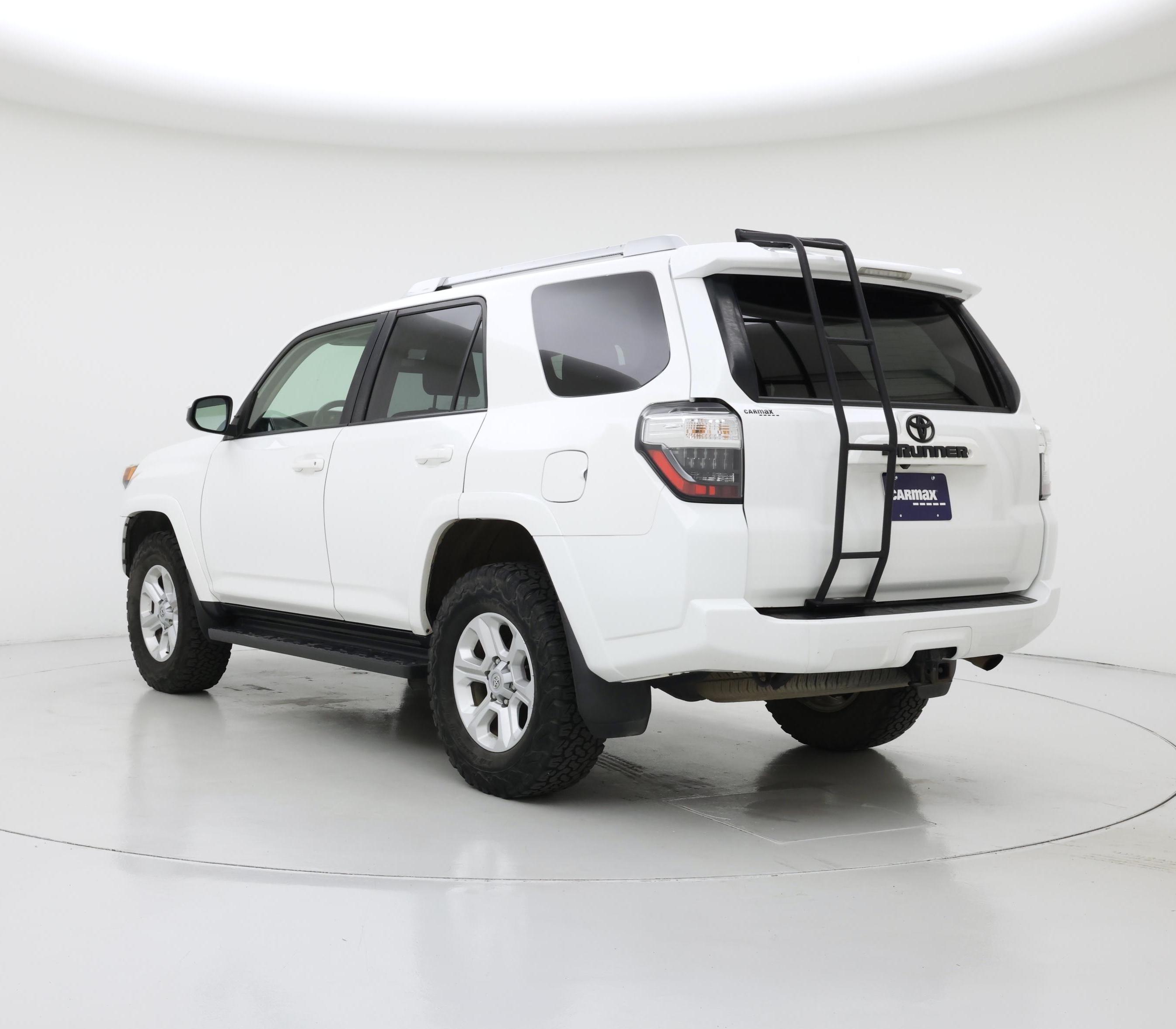 Thumbnail: 2017 Toyota 4Runner - 2