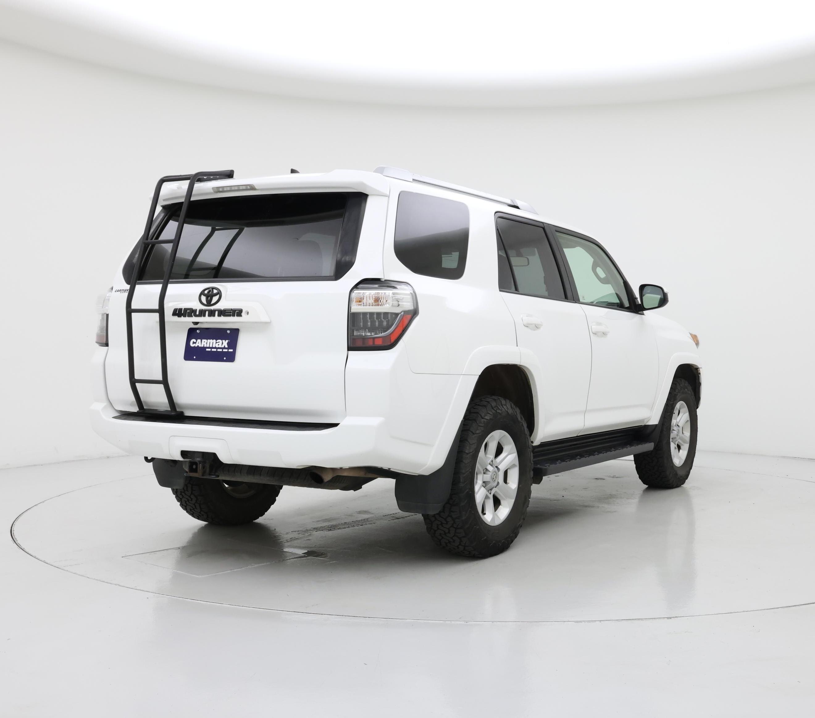 Thumbnail: 2017 Toyota 4Runner - 8