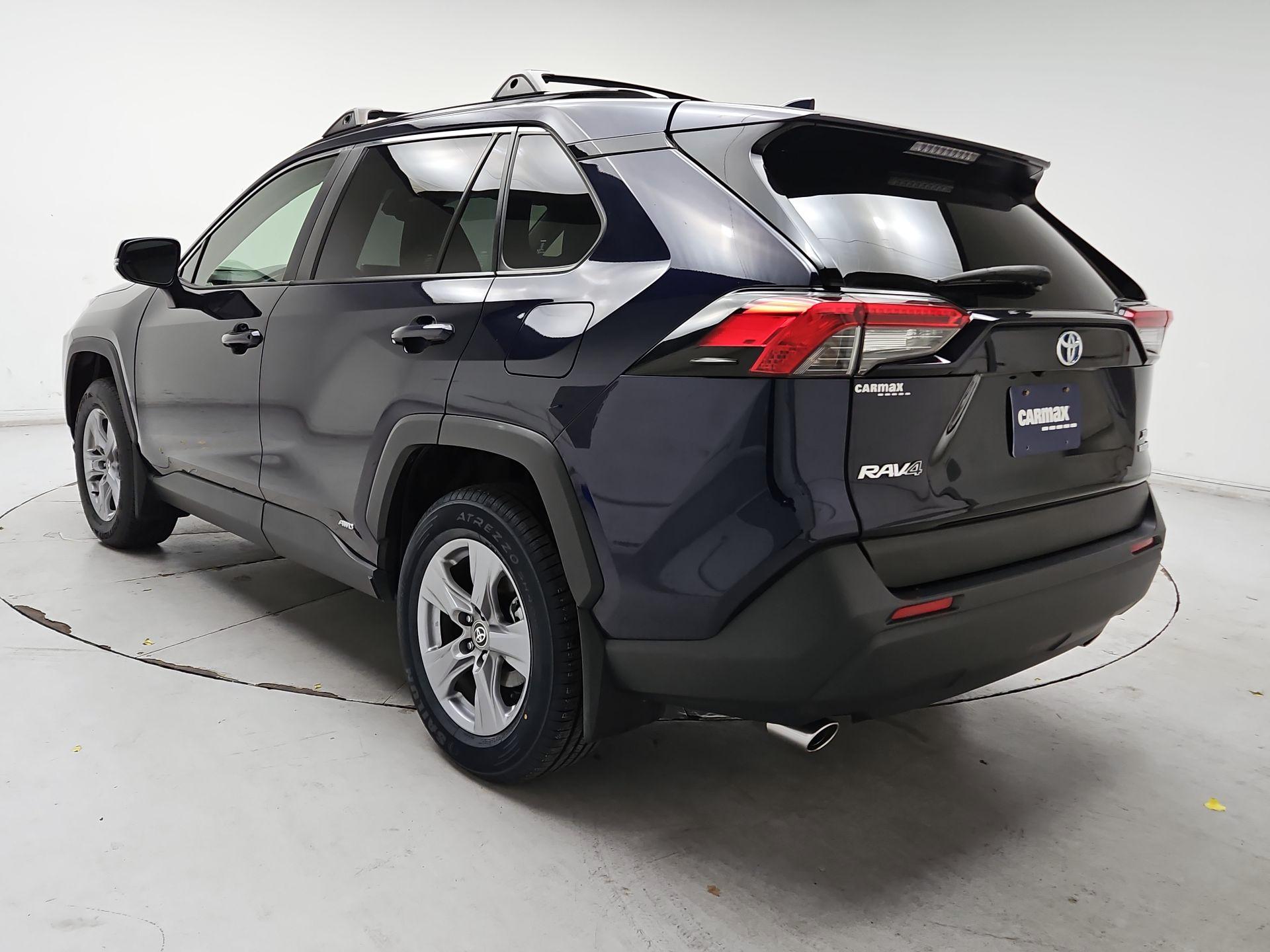 Thumbnail: 2023 Toyota RAV4 - 7