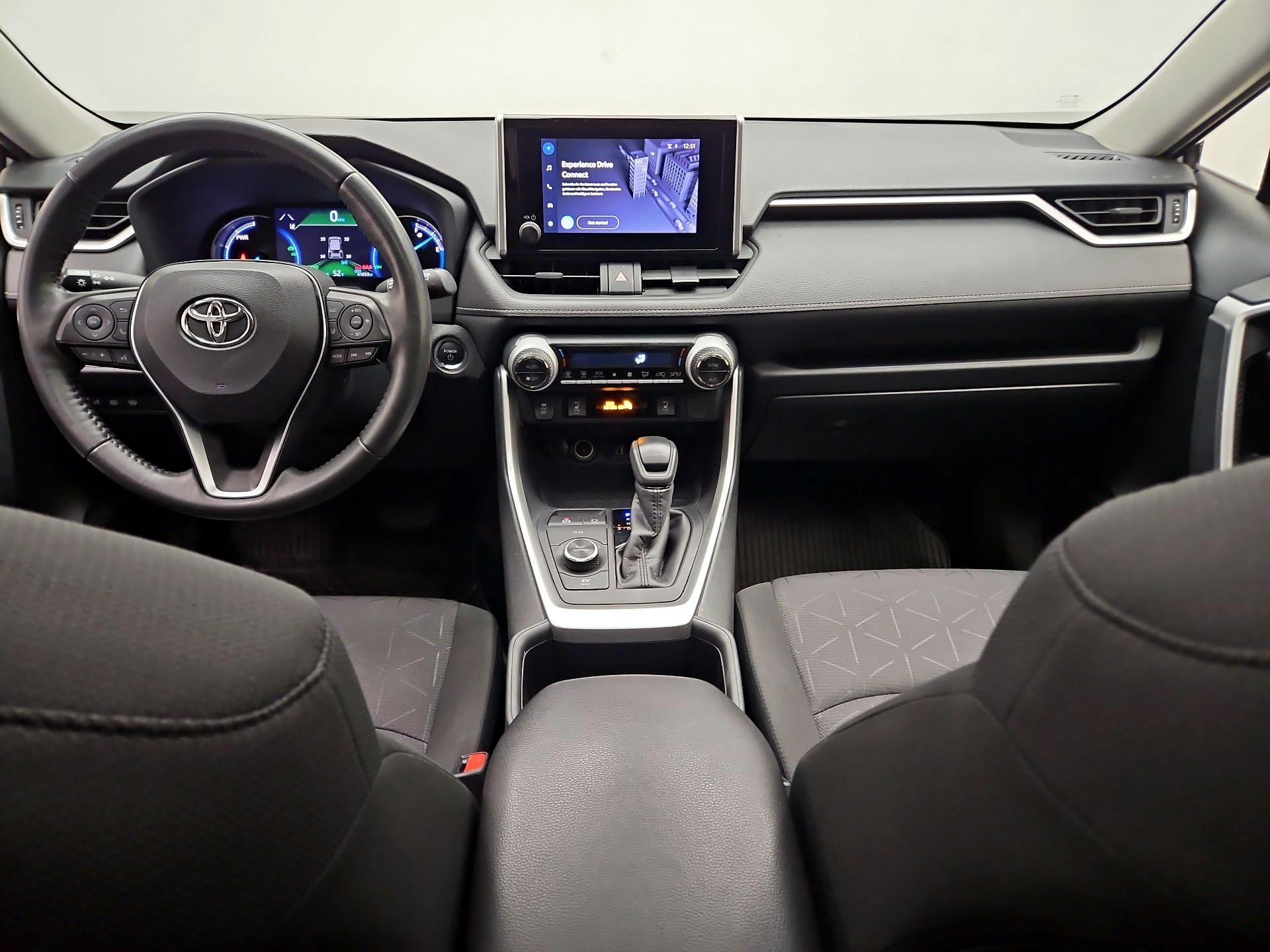 Thumbnail: 2023 Toyota RAV4 - 8