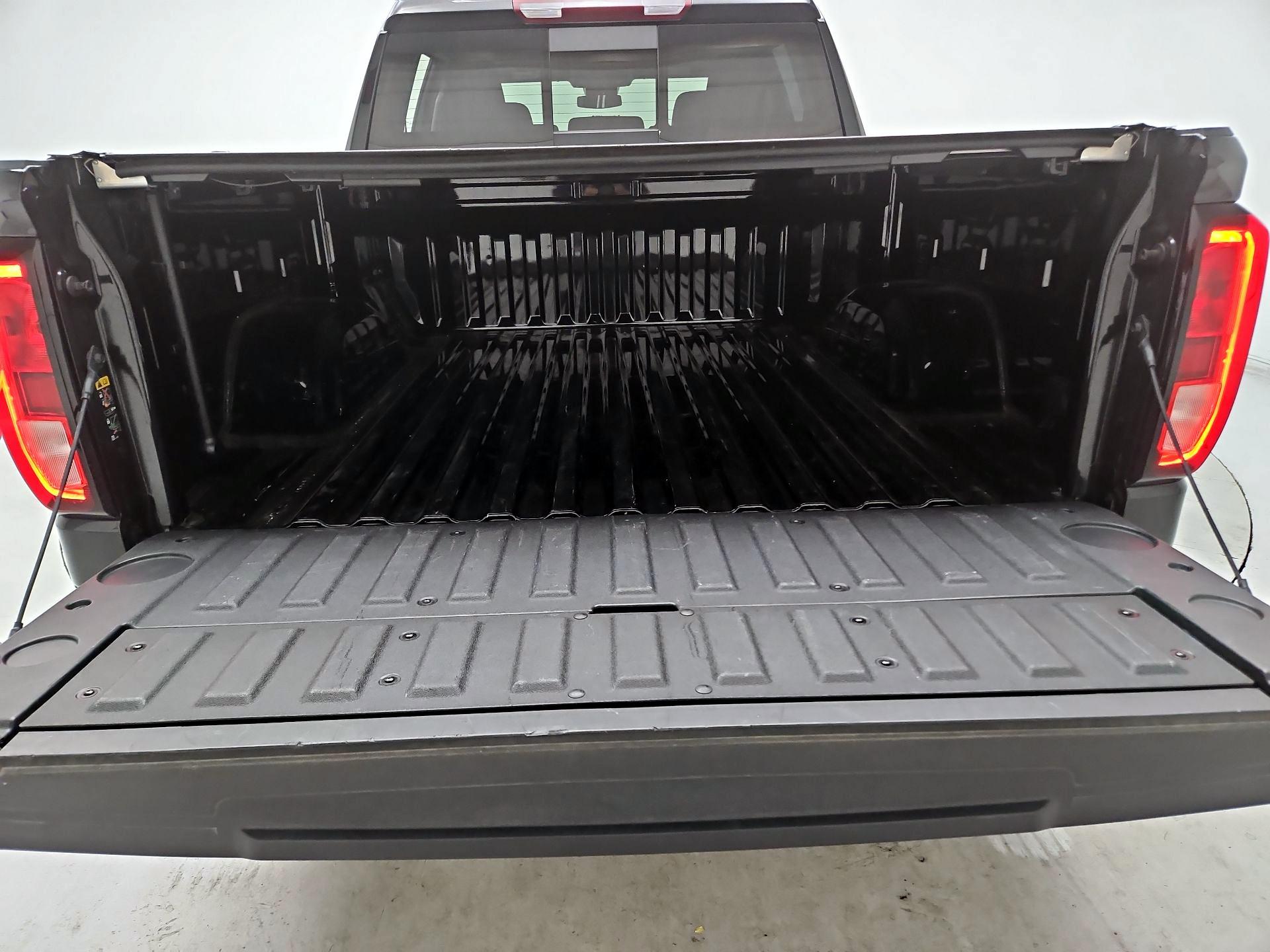 Thumbnail: 2024 GMC Sierra 1500 - 19