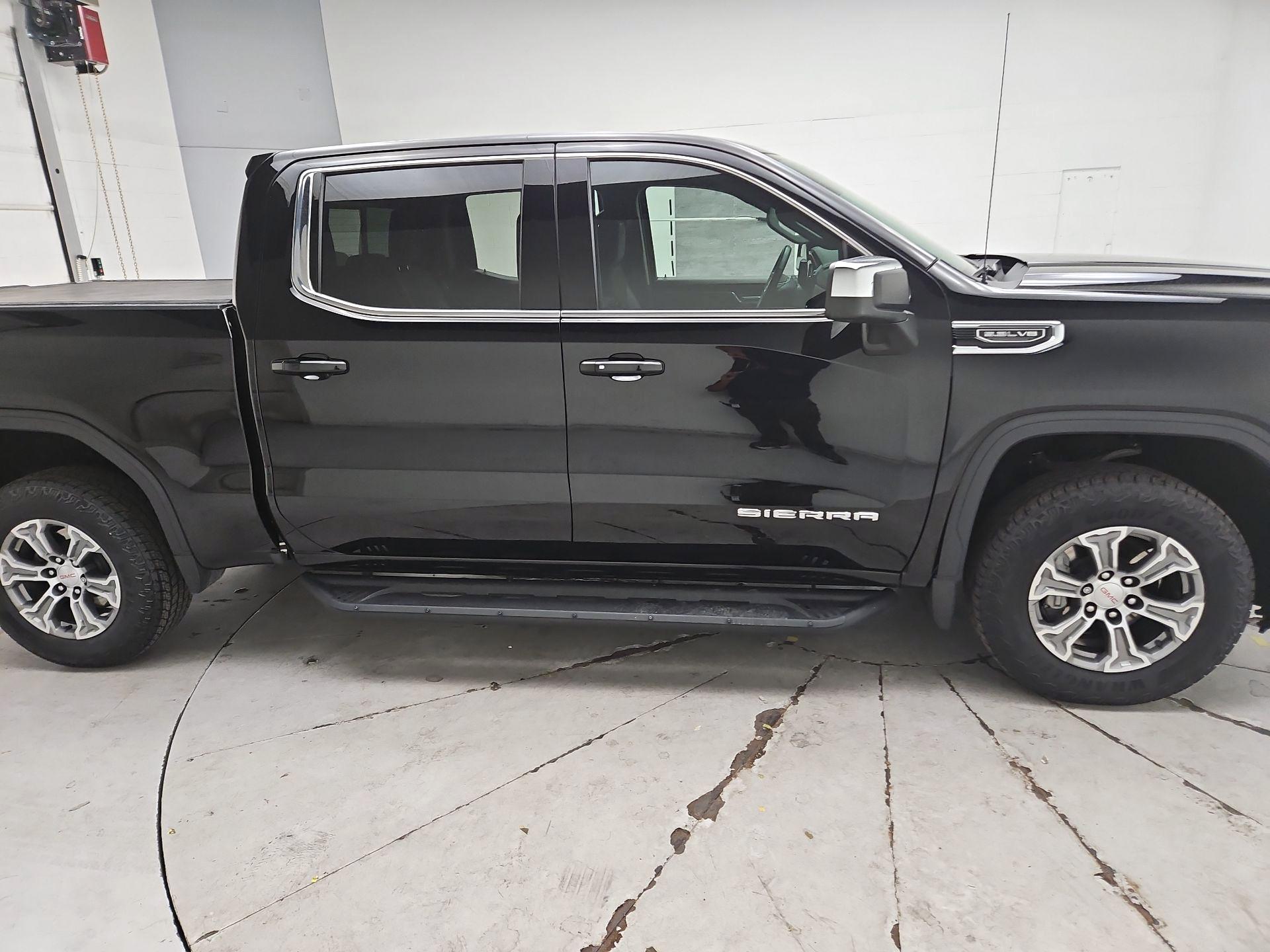 Thumbnail: 2024 GMC Sierra 1500 - 4