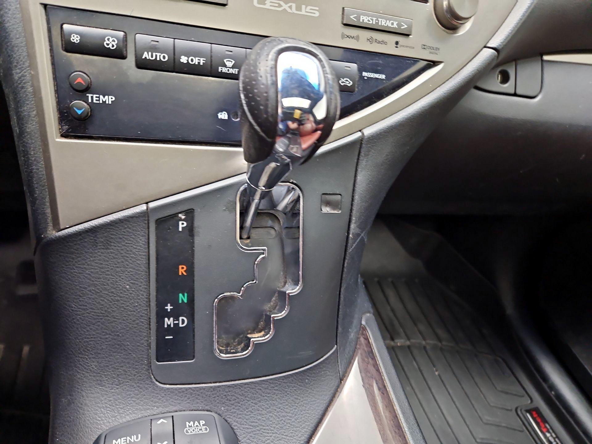 Thumbnail: 2015 Lexus RX - 16