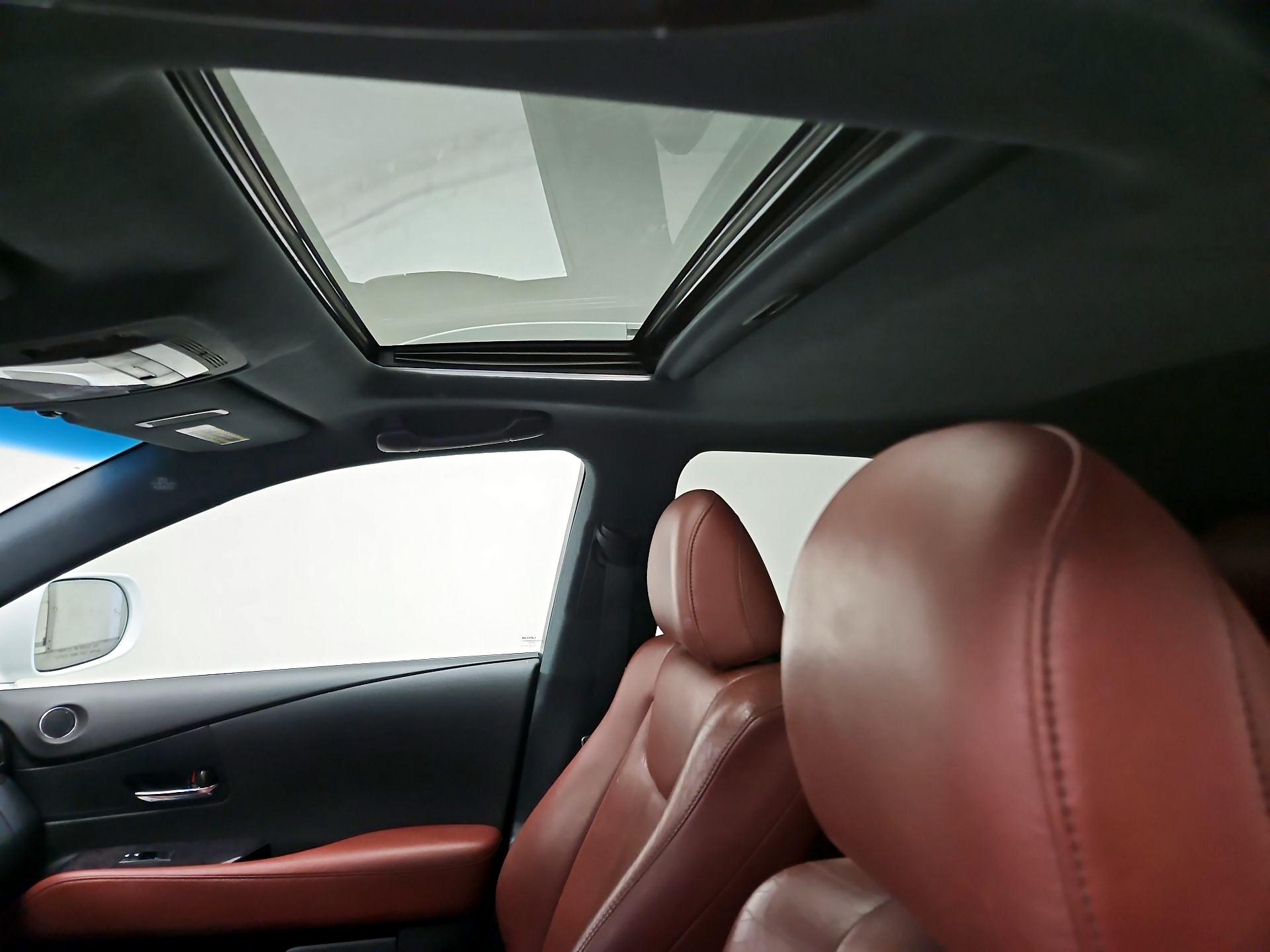 Thumbnail: 2015 Lexus RX - 18