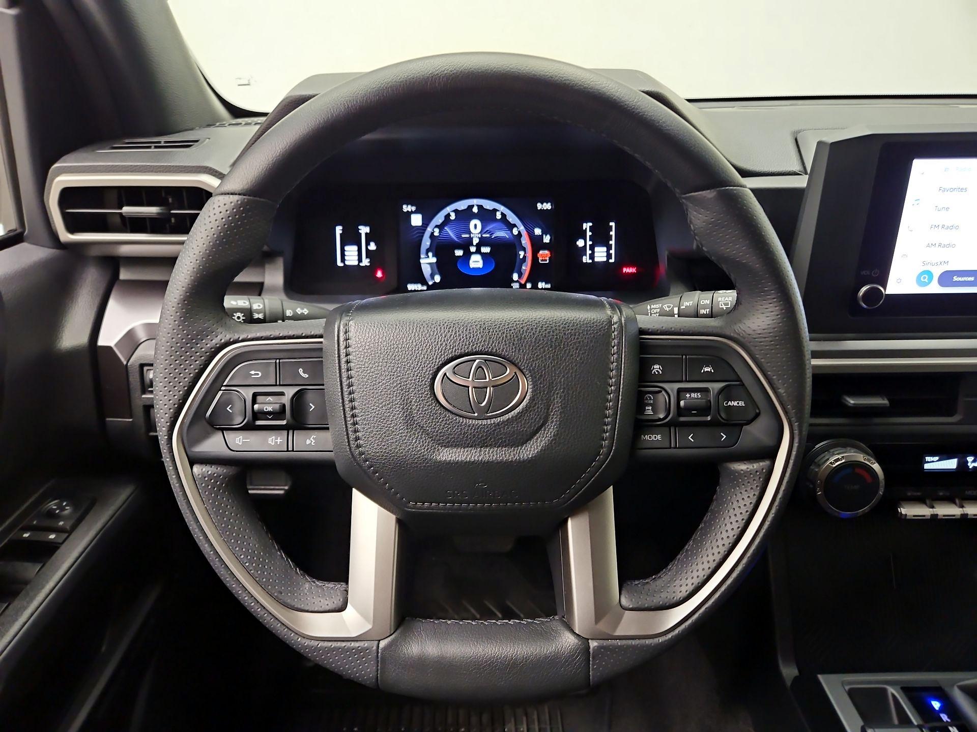 Thumbnail: 2025 Toyota 4Runner - 10