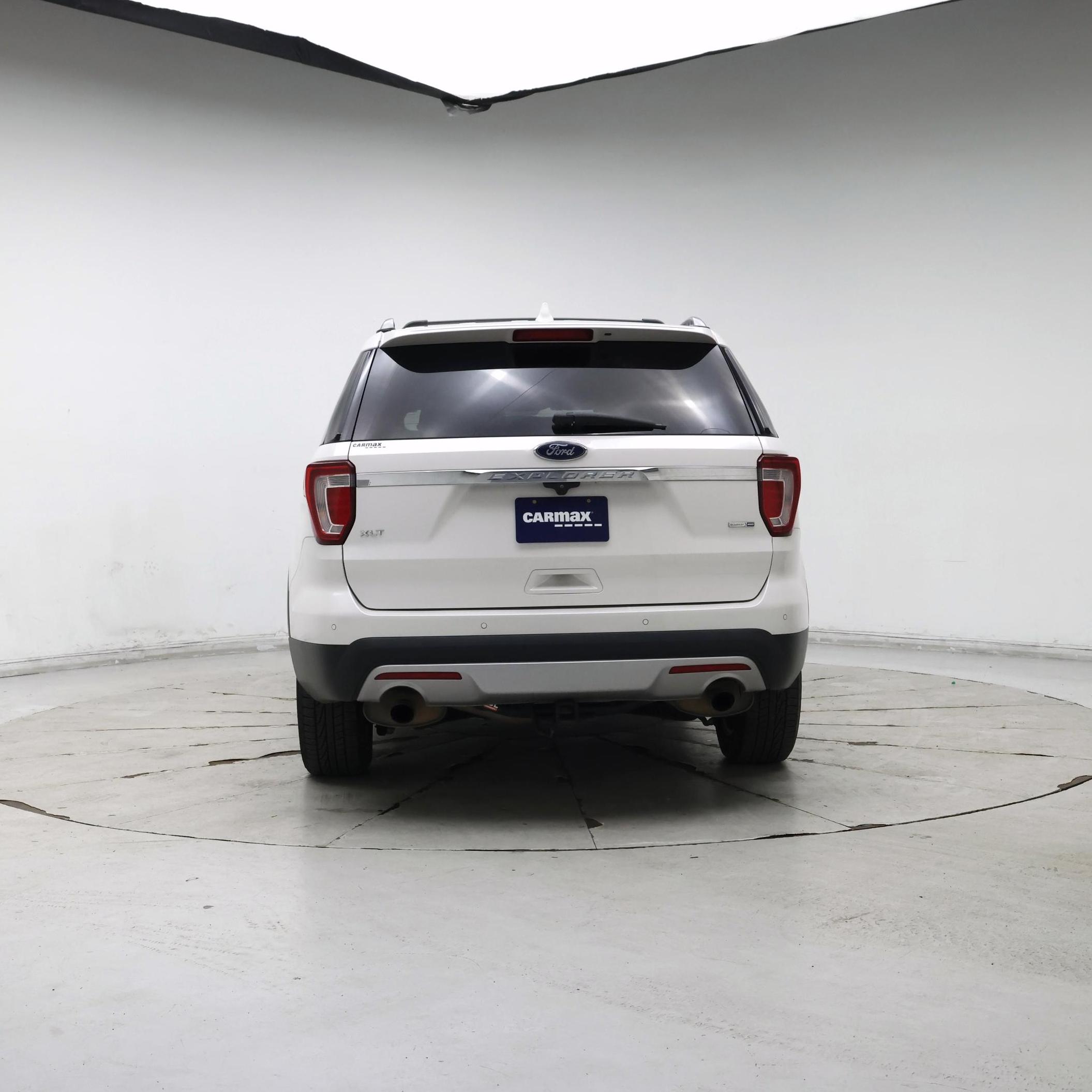 Thumbnail: 2017 Ford Explorer - 6