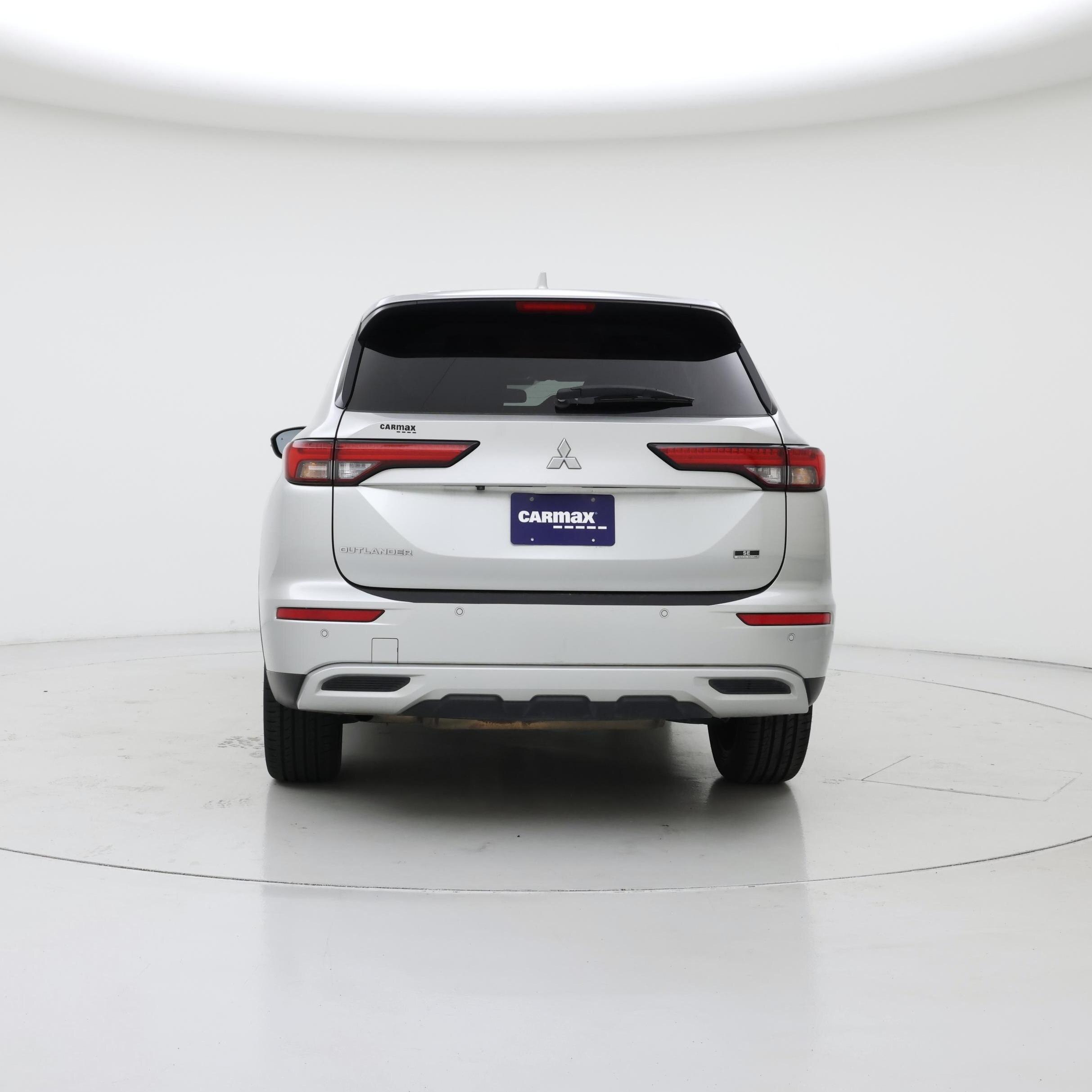 Thumbnail: 2023 Mitsubishi Outlander - 6