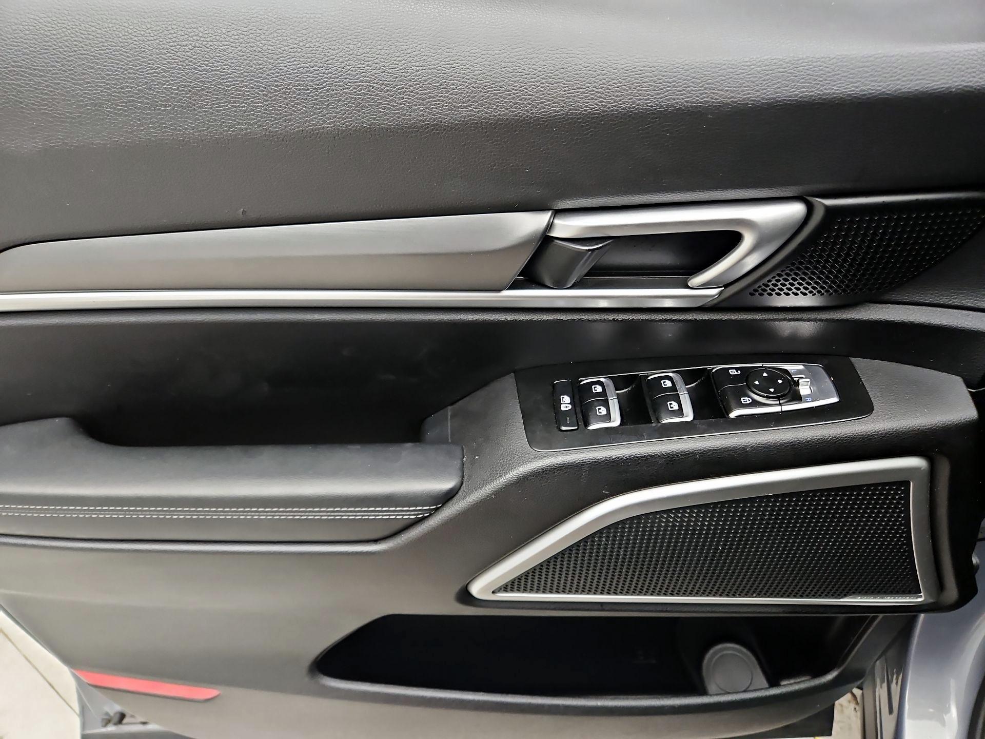 Thumbnail: 2022 Kia Telluride - 10