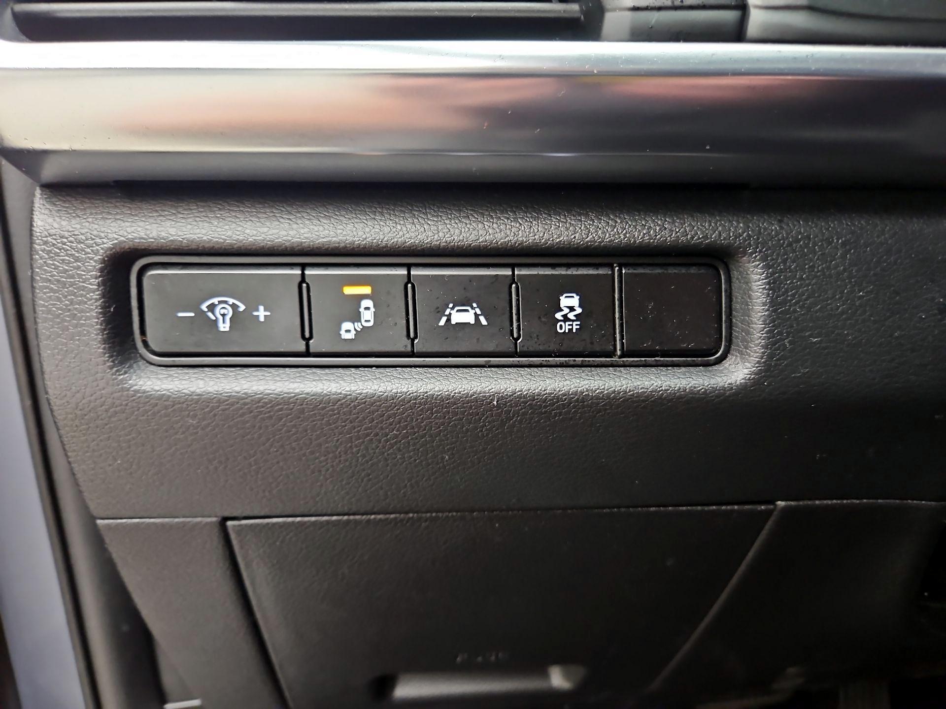 Thumbnail: 2022 Kia Telluride - 11