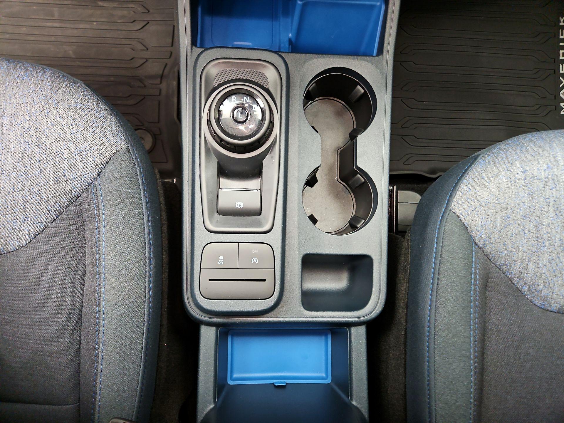 Thumbnail: 2025 Ford Maverick - 17