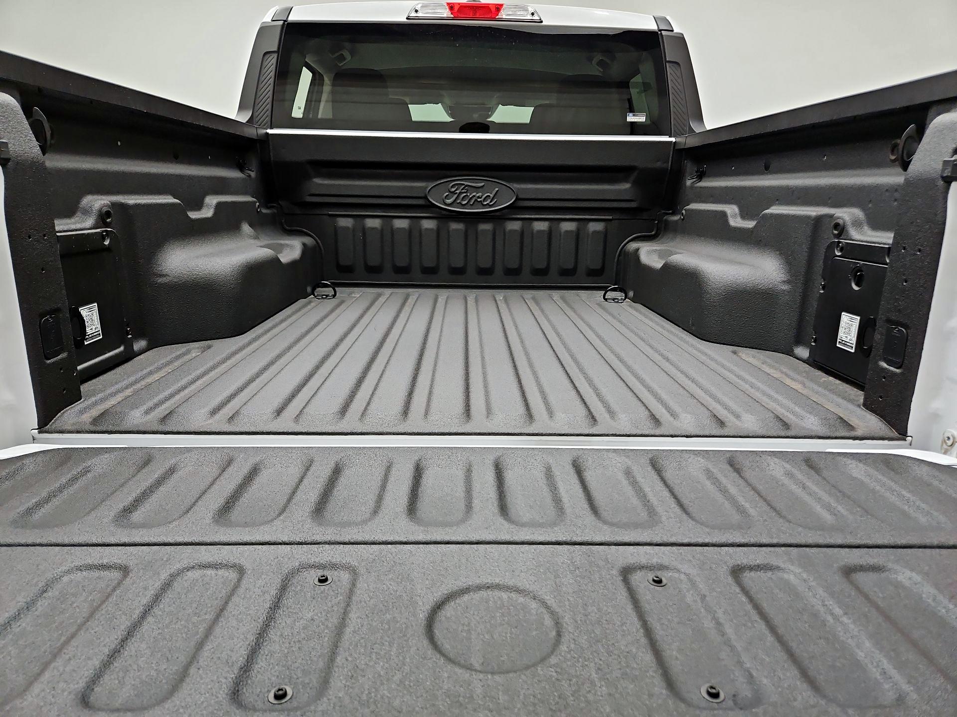 Thumbnail: 2025 Ford Maverick - 20