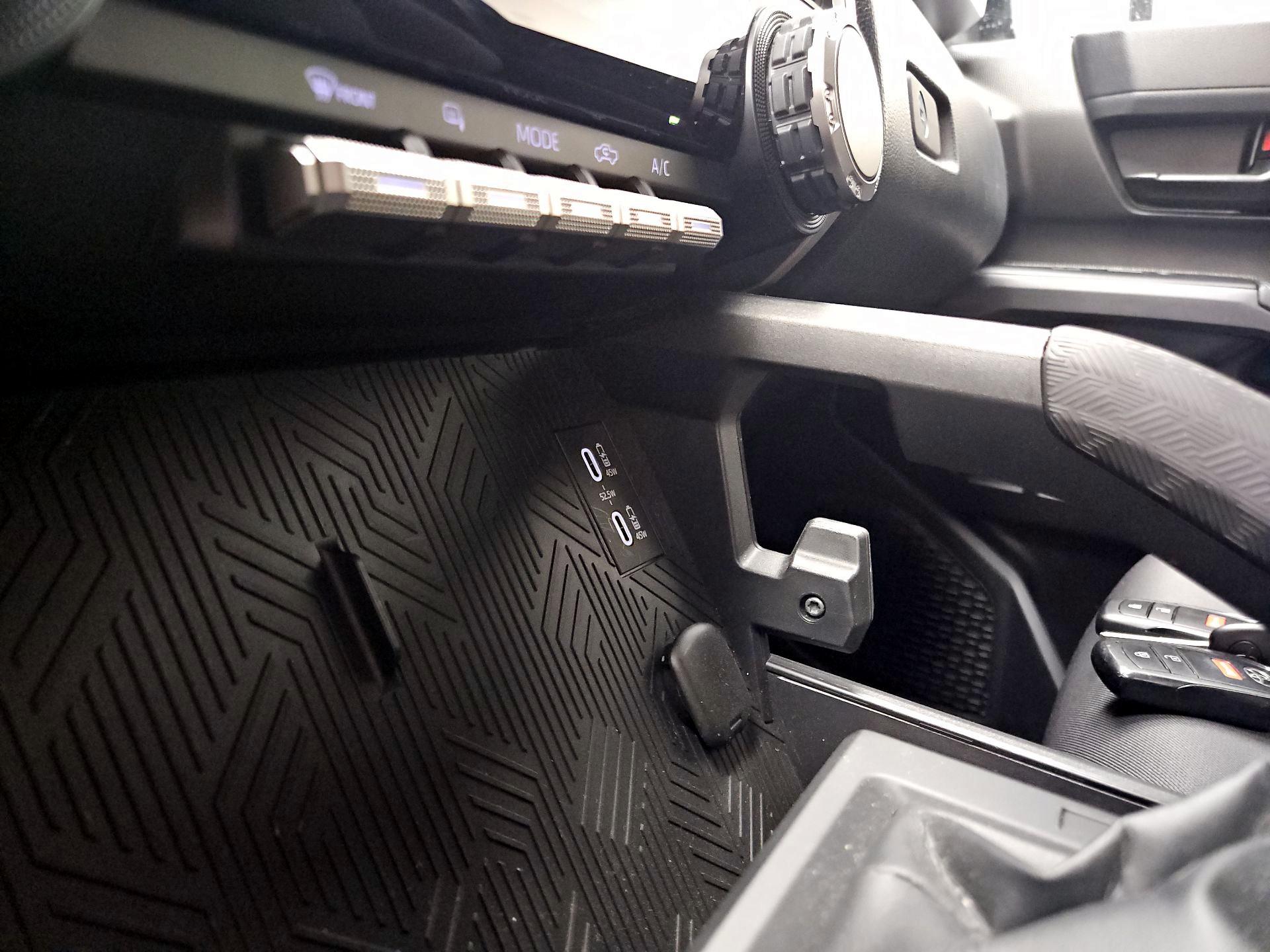 Thumbnail: 2024 Toyota Tacoma - 16