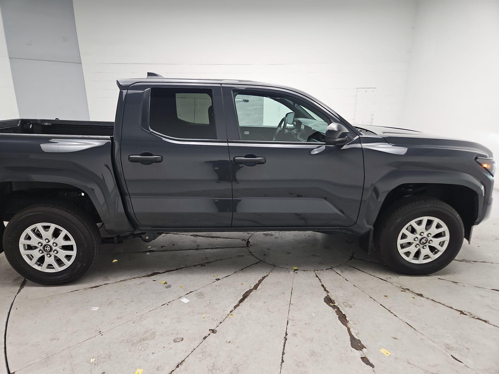 Thumbnail: 2024 Toyota Tacoma - 4