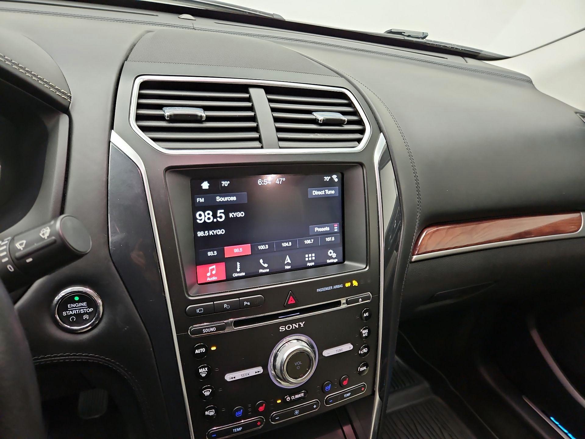 Thumbnail: 2018 Ford Explorer - 16