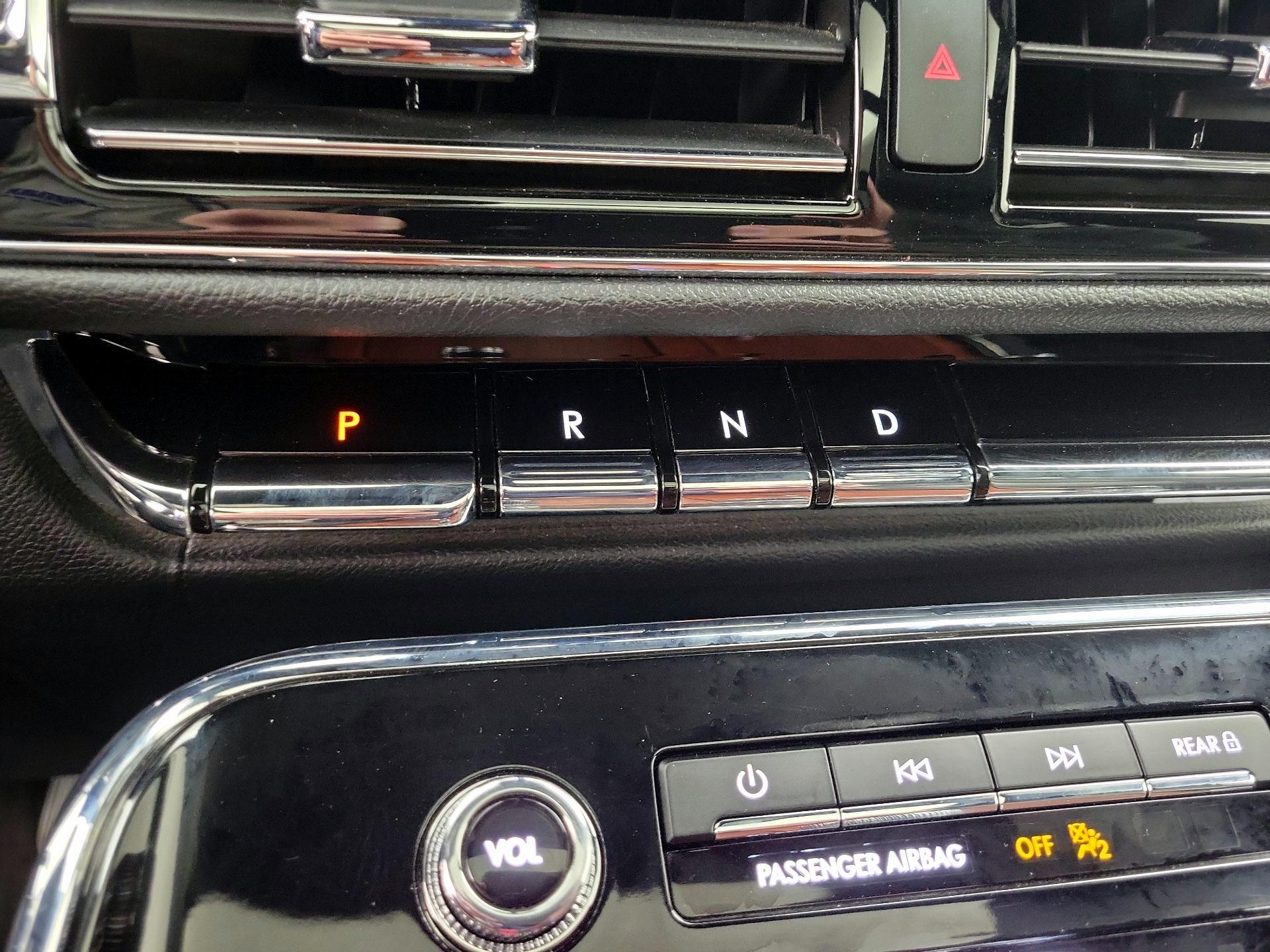 Thumbnail: 2024 Lincoln Navigator - 17