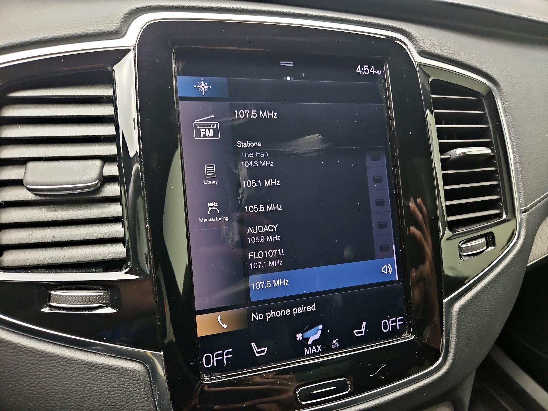 Thumbnail: 2022 Volvo XC90 - 16