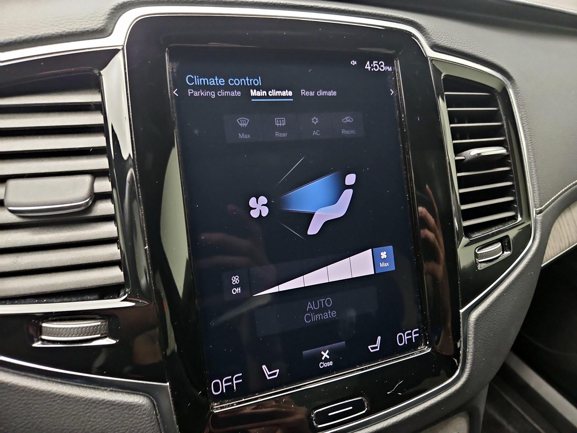 Thumbnail: 2022 Volvo XC90 - 17