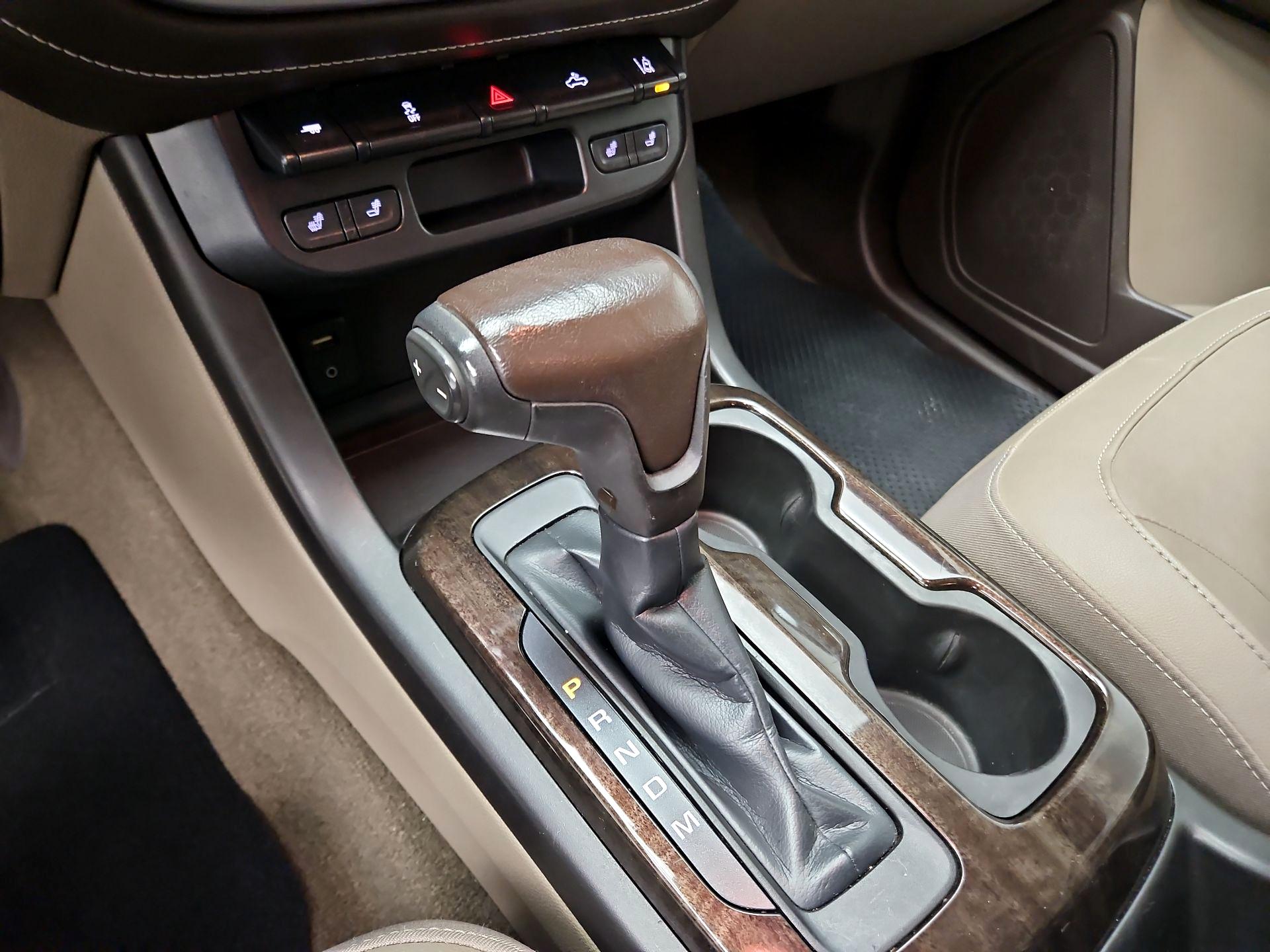 Thumbnail: 2015 GMC Canyon - 18