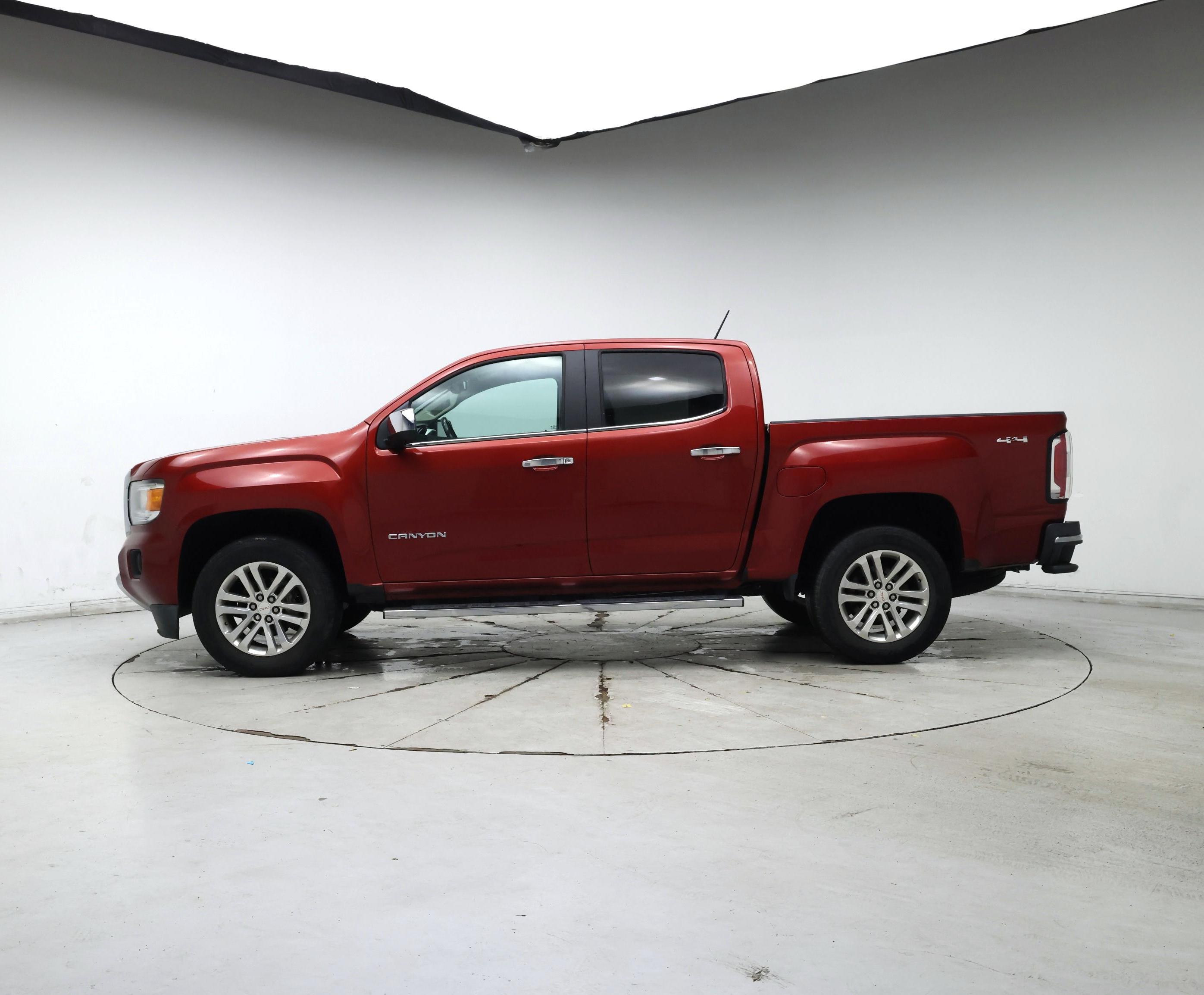 Thumbnail: 2015 GMC Canyon - 3