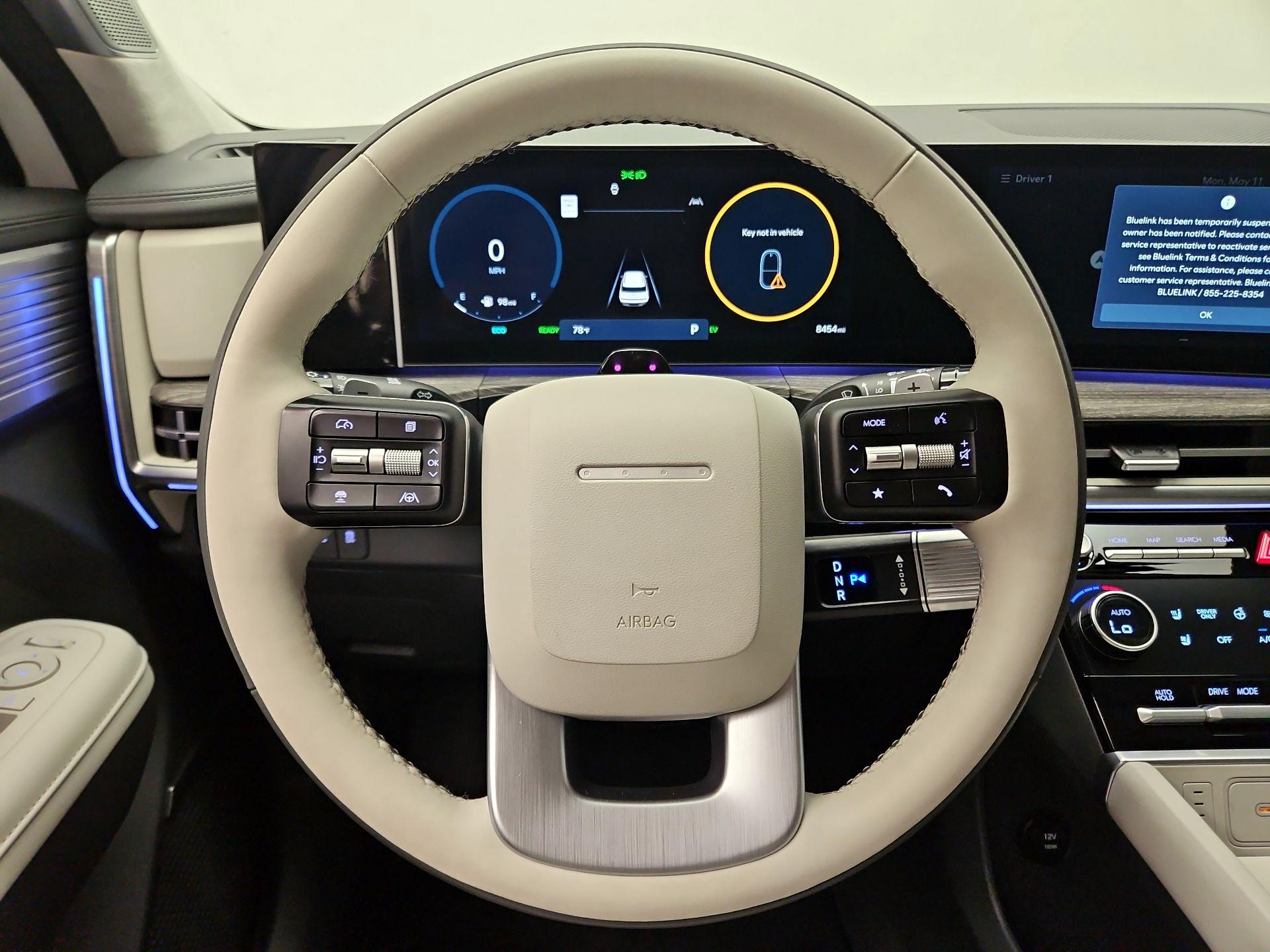Thumbnail: 2025 Hyundai Santa Fe - 10