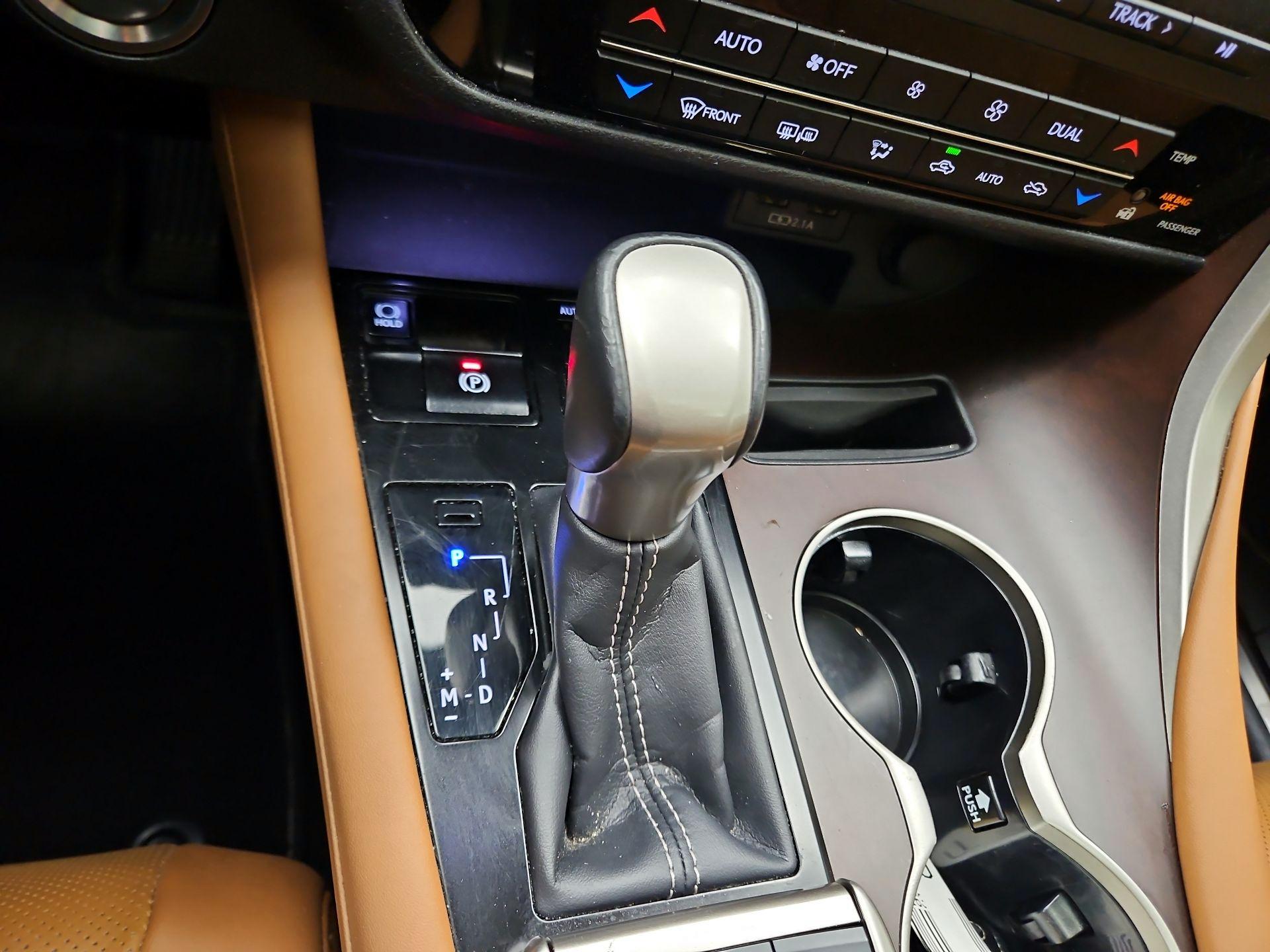 Thumbnail: 2021 Lexus RX - 15