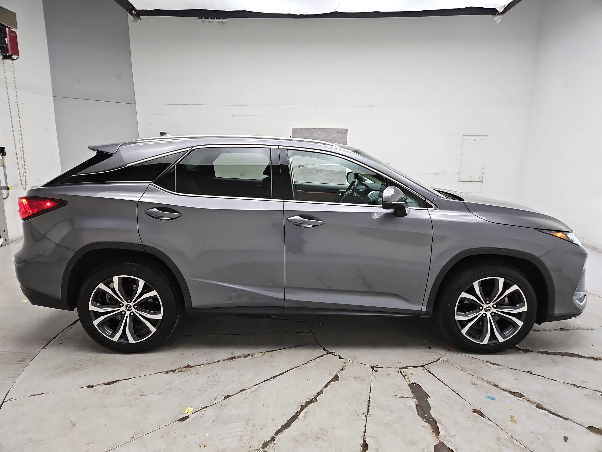 Thumbnail: 2021 Lexus RX - 4
