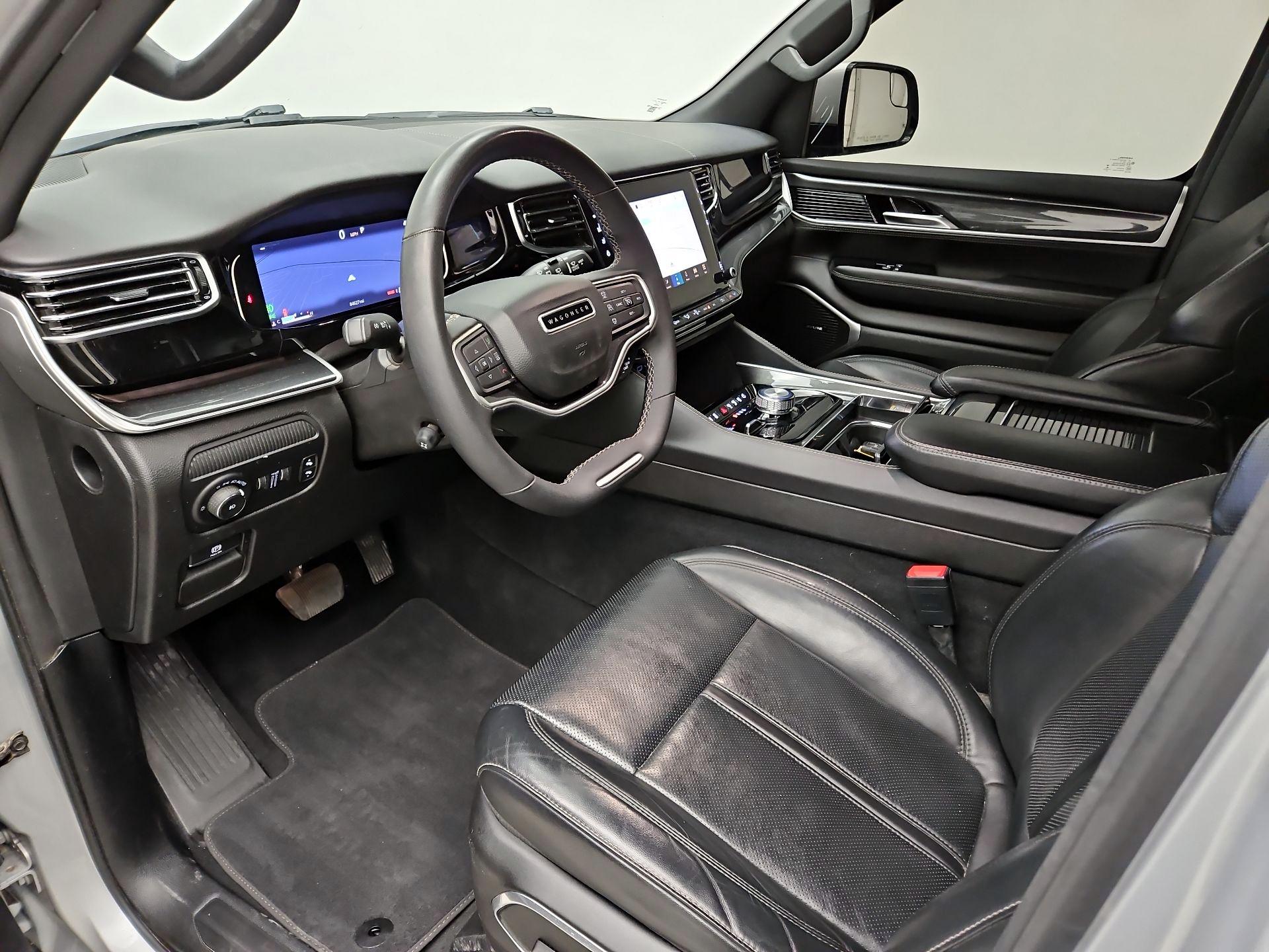 Thumbnail: 2022 Jeep Wagoneer - 11