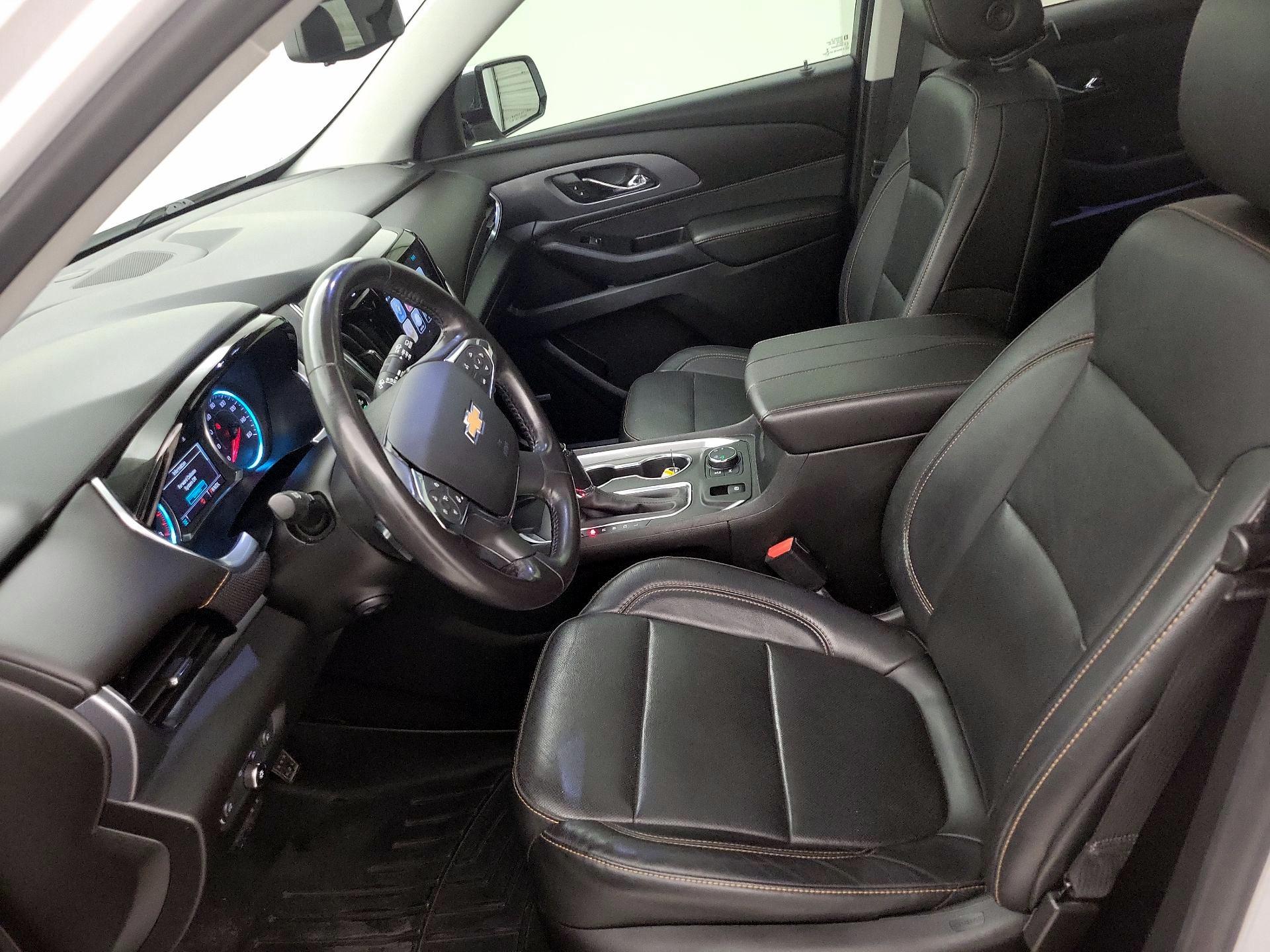 Thumbnail: 2019 Chevrolet Traverse - 11