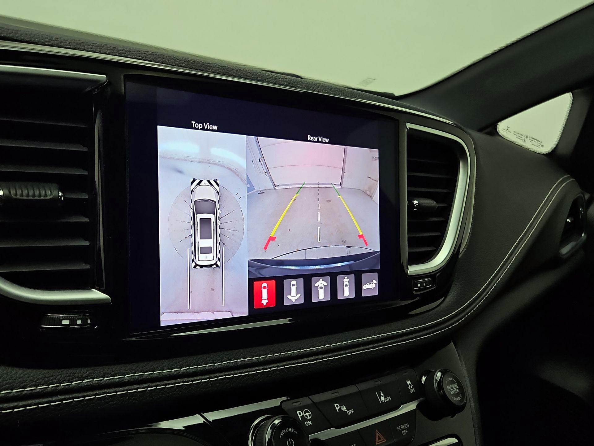 Thumbnail: 2022 Chrysler Pacifica - 15