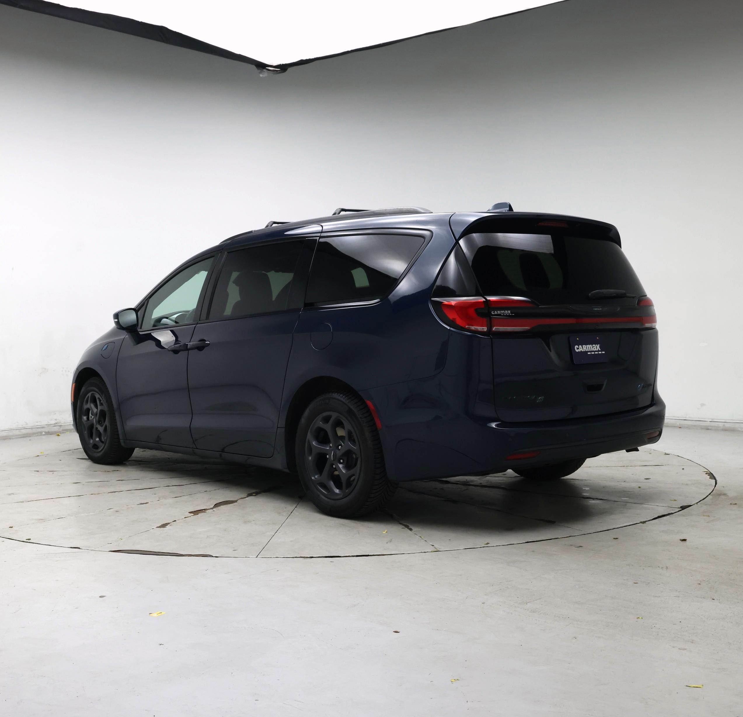 Thumbnail: 2022 Chrysler Pacifica - 2