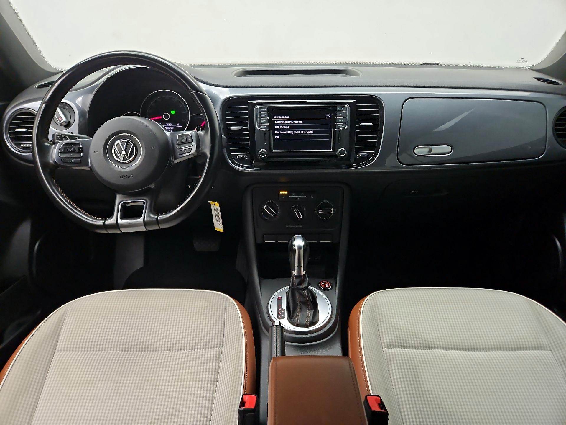 Thumbnail: 2017 Volkswagen Beetle - 9