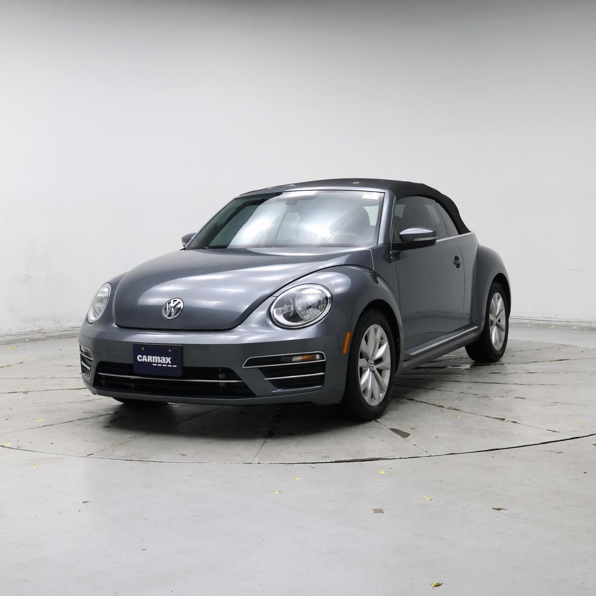 Thumbnail: 2017 Volkswagen Beetle - 4