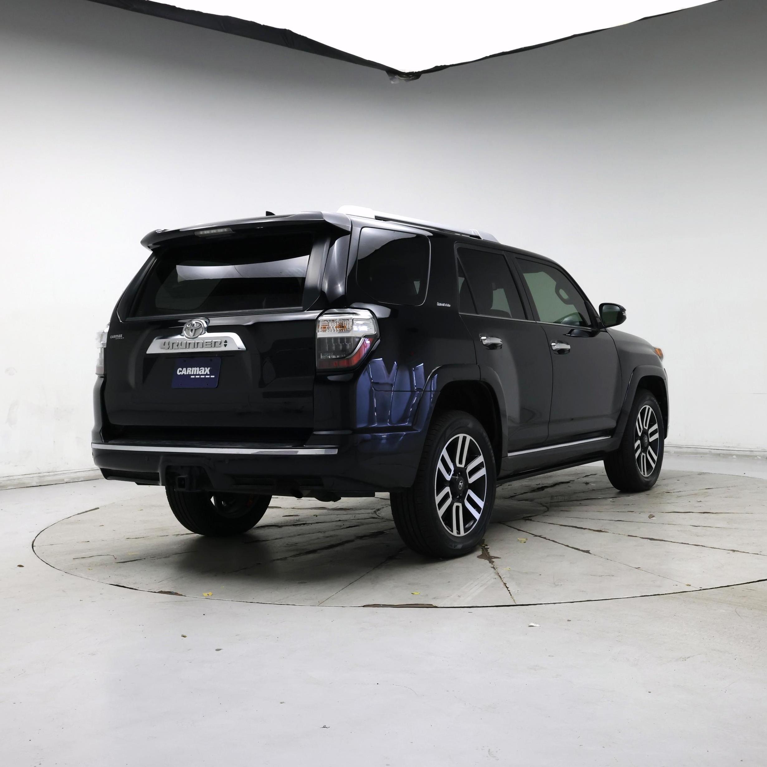 Thumbnail: 2020 Toyota 4Runner - 8