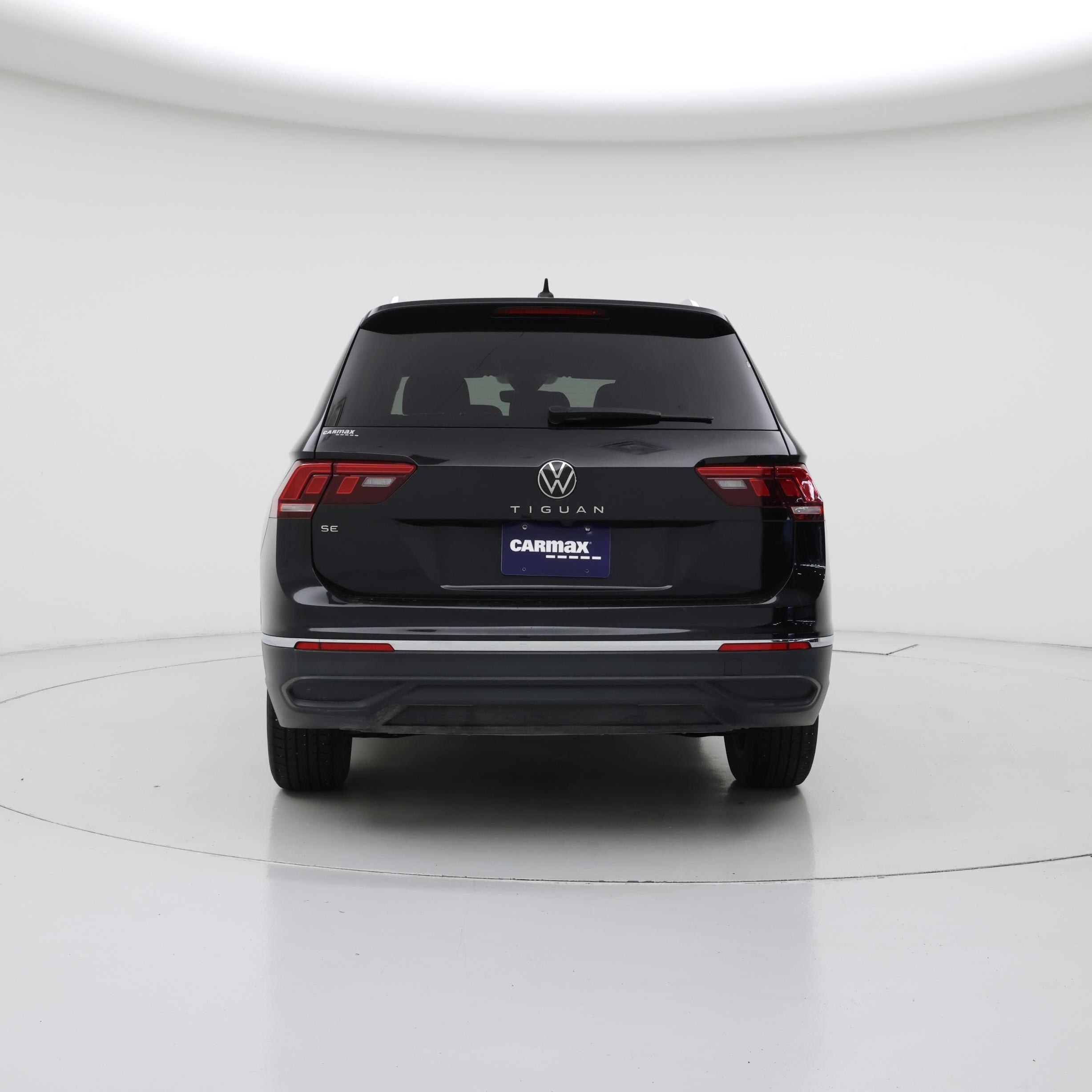 Thumbnail: 2023 Volkswagen Tiguan - 6