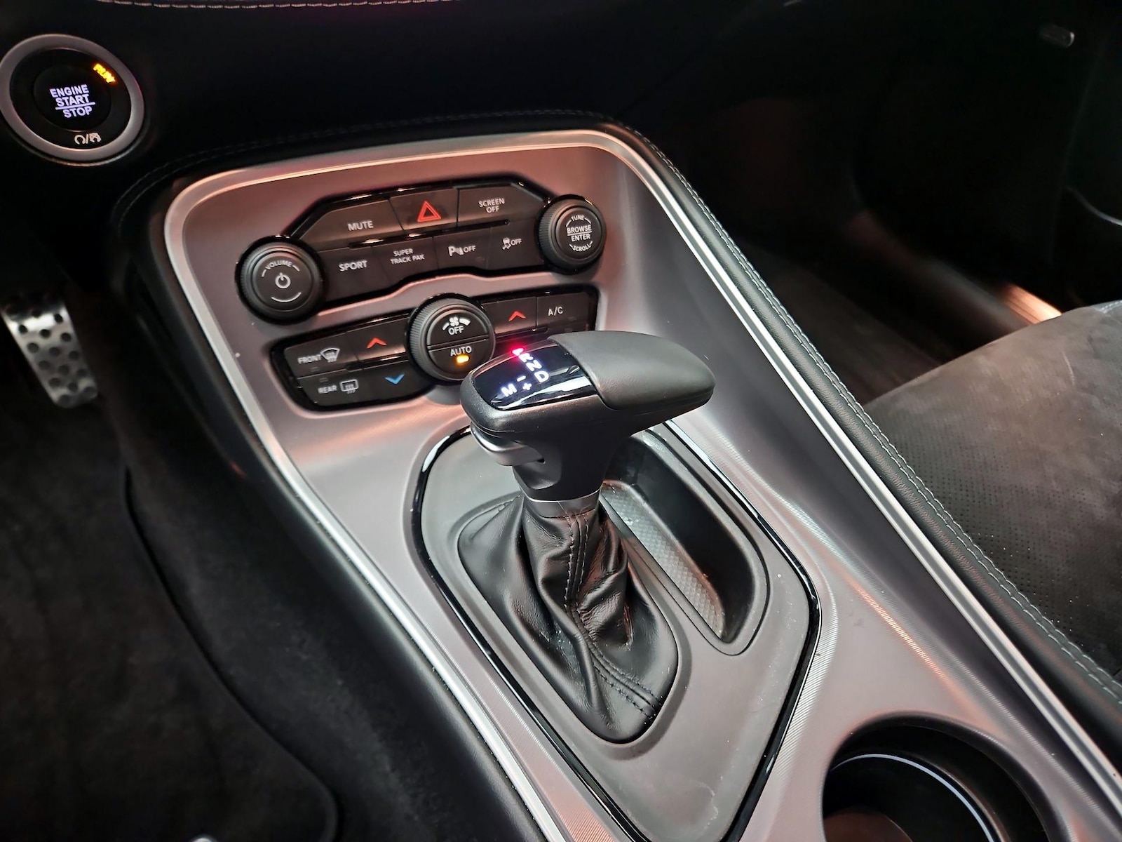 2022 Dodge Challenger R/T - Photo 19