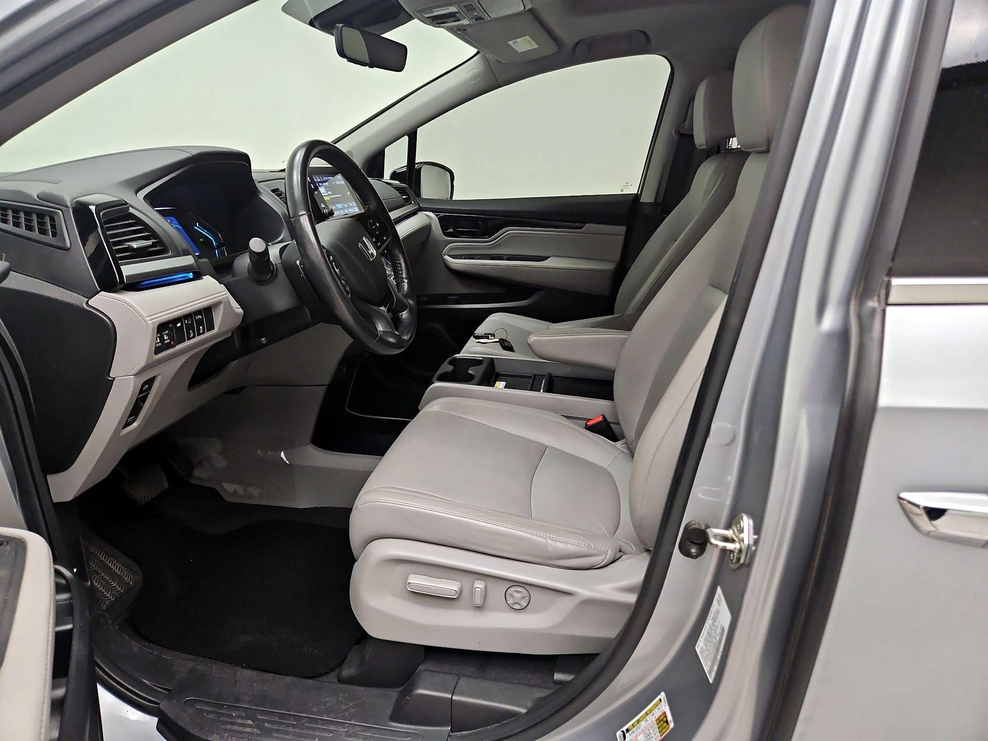 Thumbnail: 2019 Honda Odyssey - 11