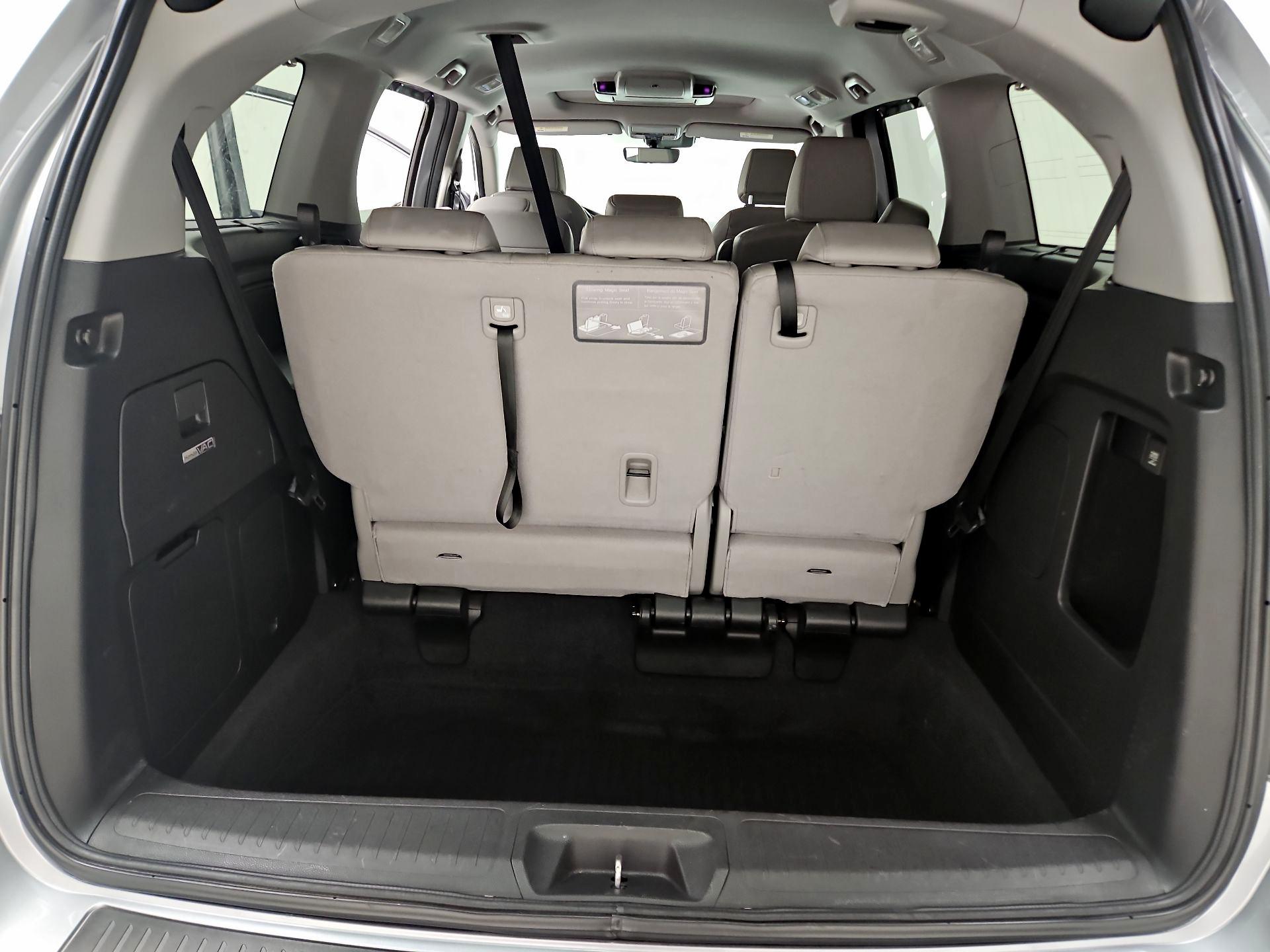 Thumbnail: 2019 Honda Odyssey - 20