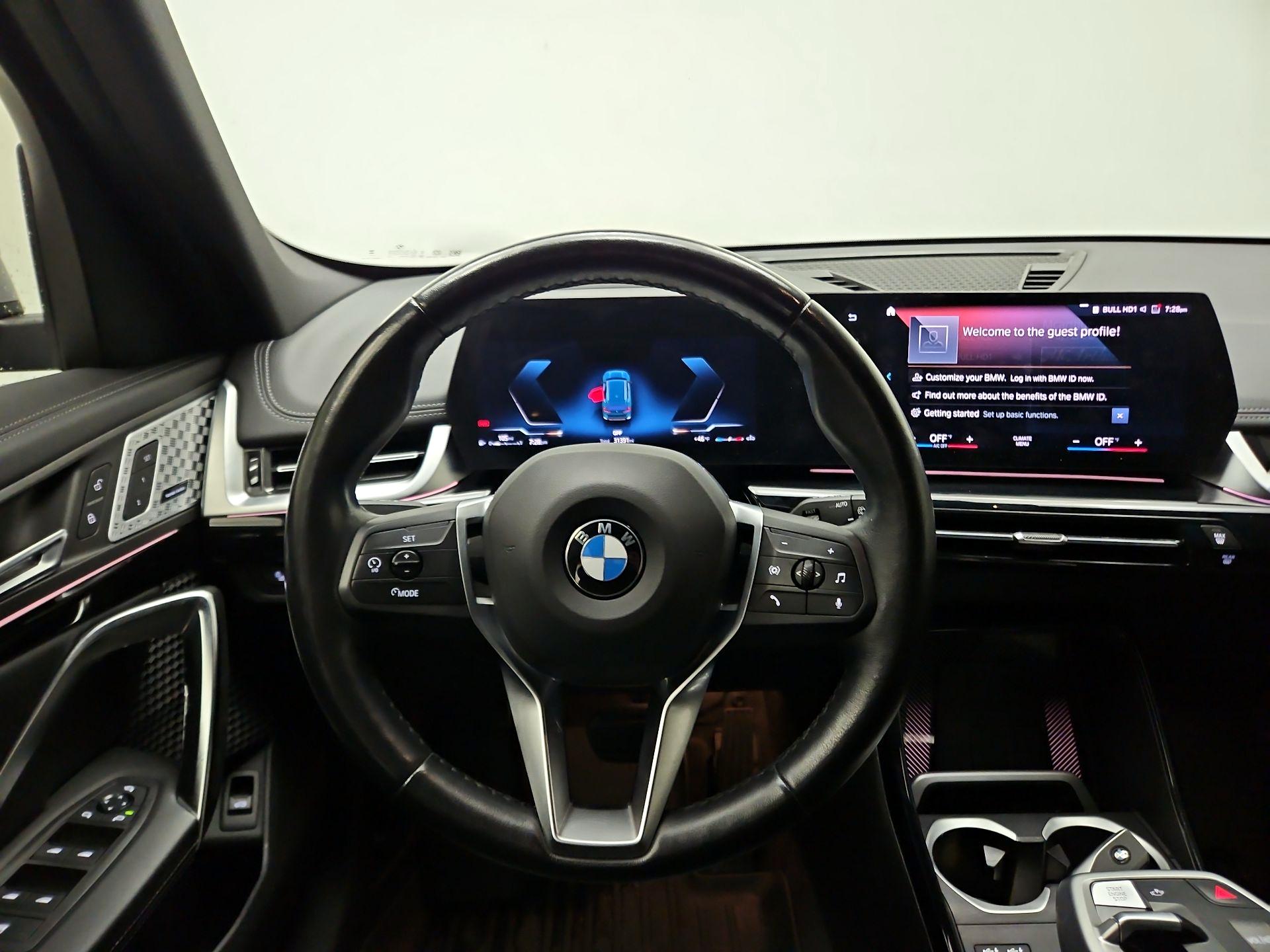 Thumbnail: 2023 BMW X1 - 10