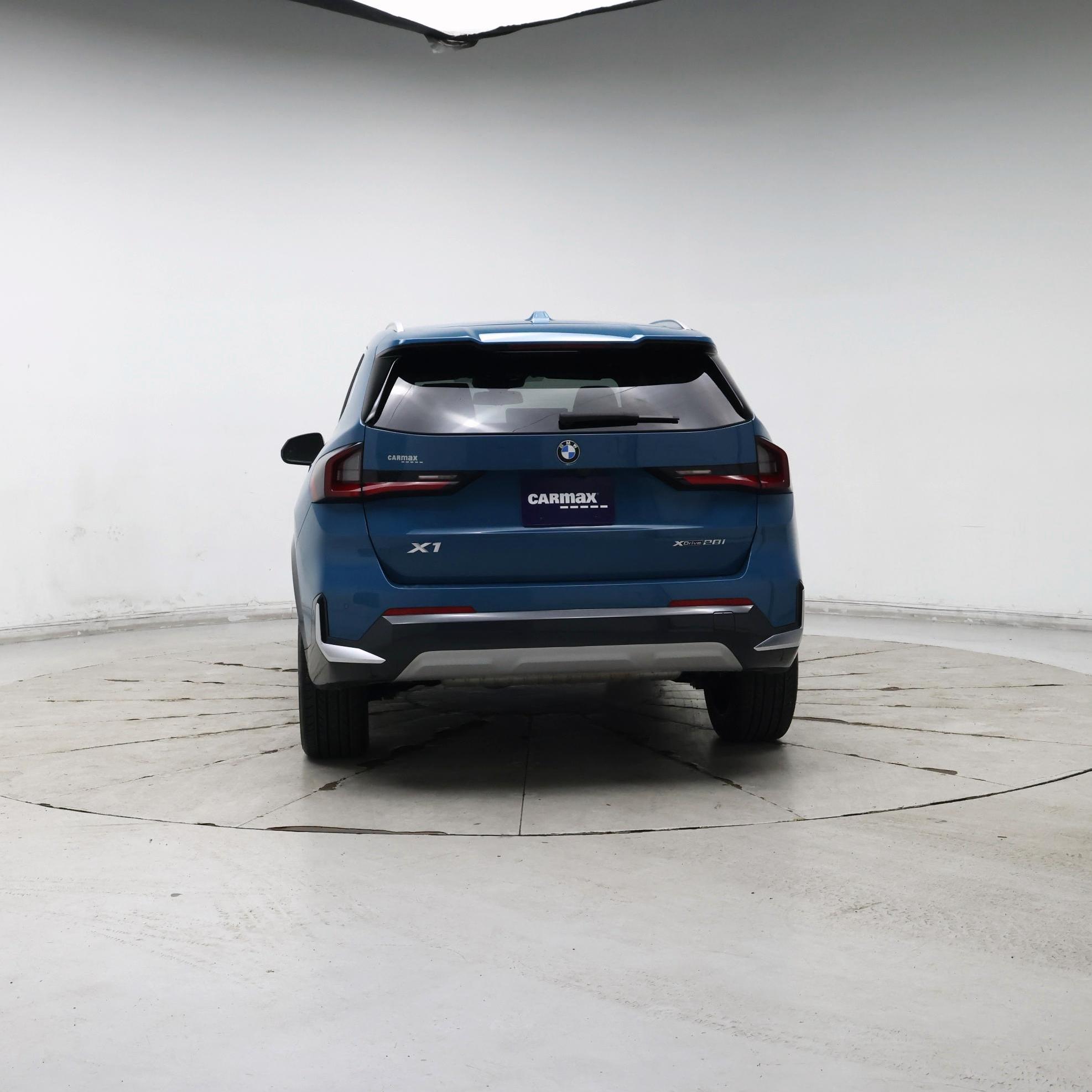 Thumbnail: 2023 BMW X1 - 6
