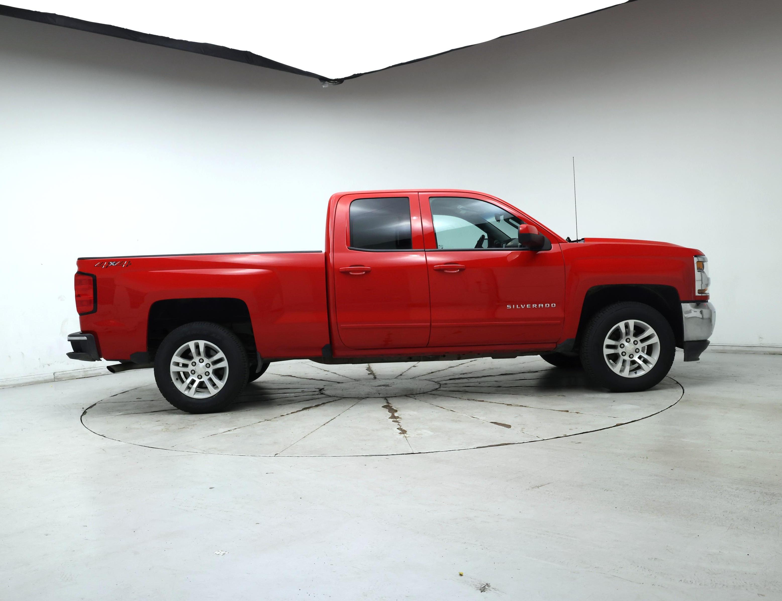 Thumbnail: 2019 Chevrolet Silverado 1500 - 7